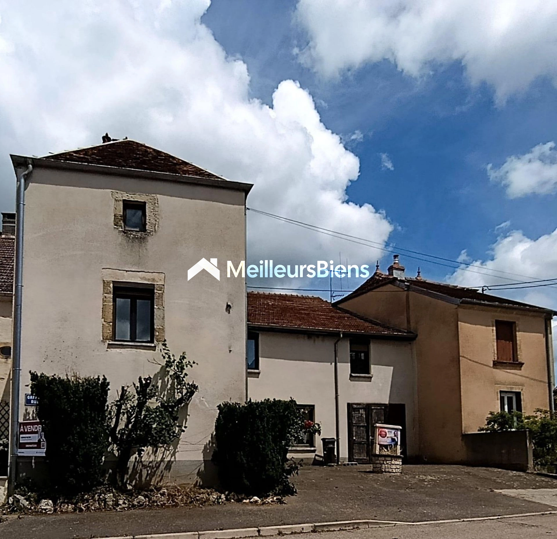 Maison à Baulay 5 pièces, chauffage fioul bois et pompe à chaleur
