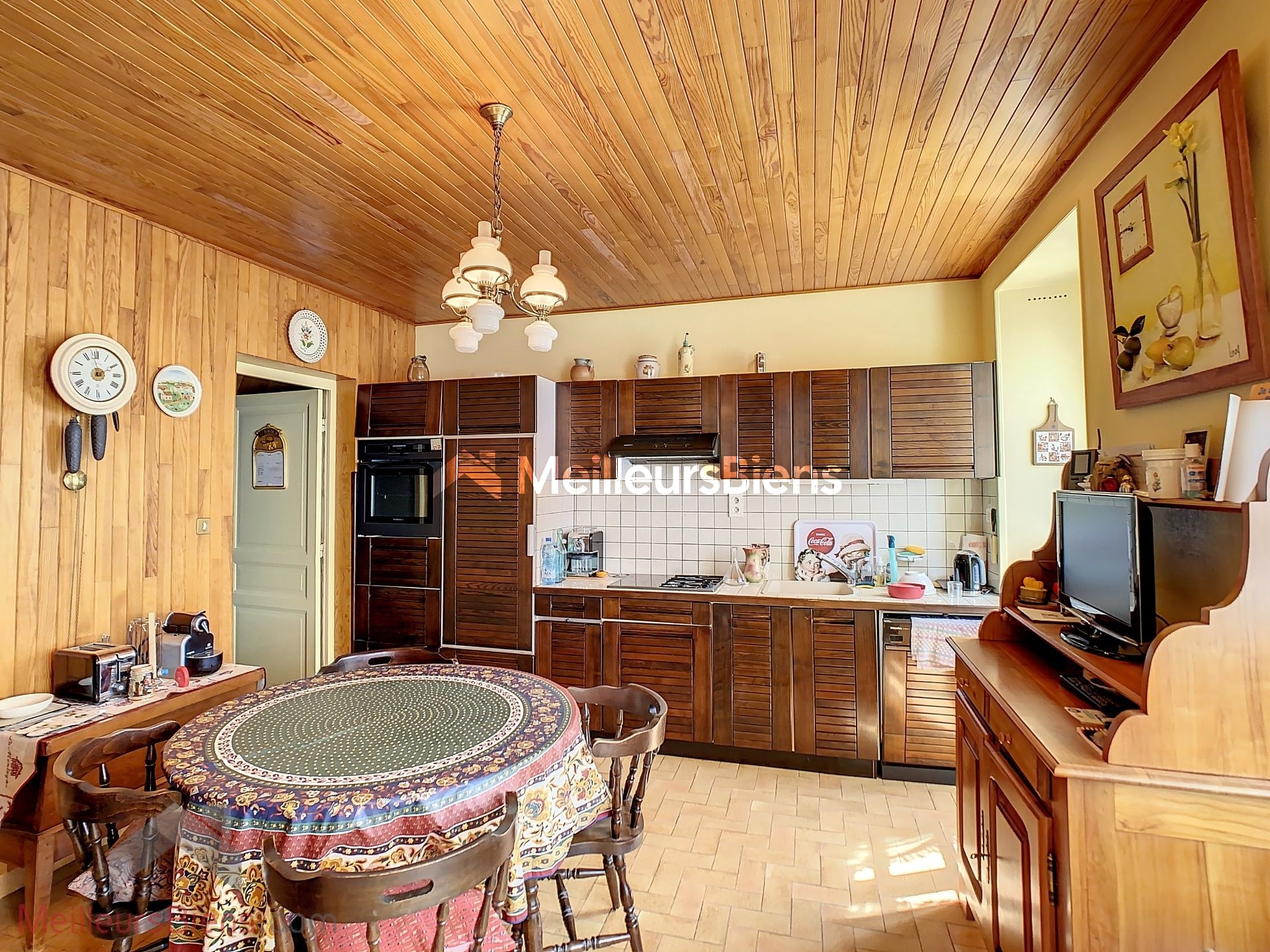 Cuisine traditionnelle équipée