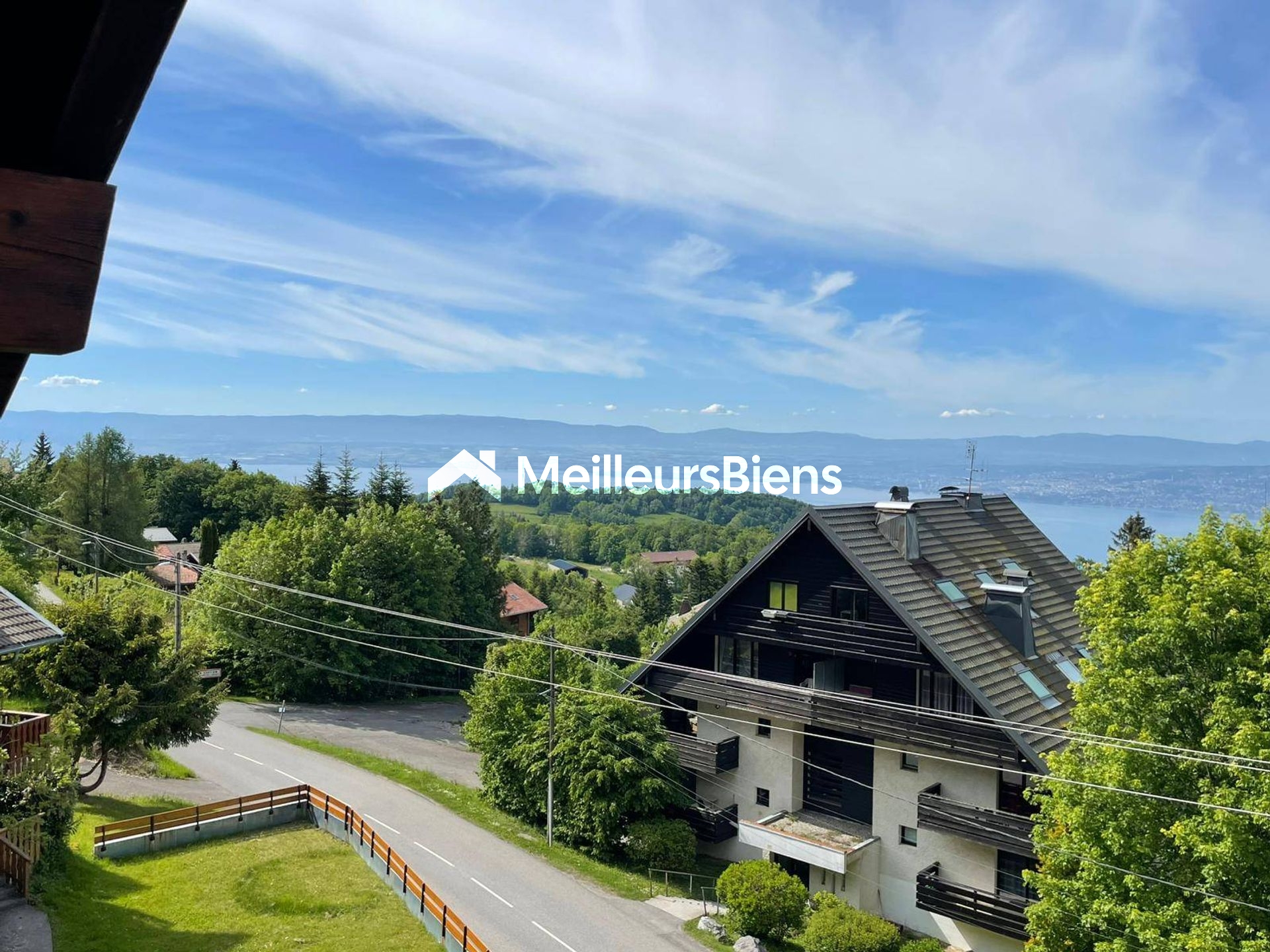 Charmant chalet meublé familial à seulement 250 m de la télécabine – 4 chambres, terrasse ensoleillée et garage