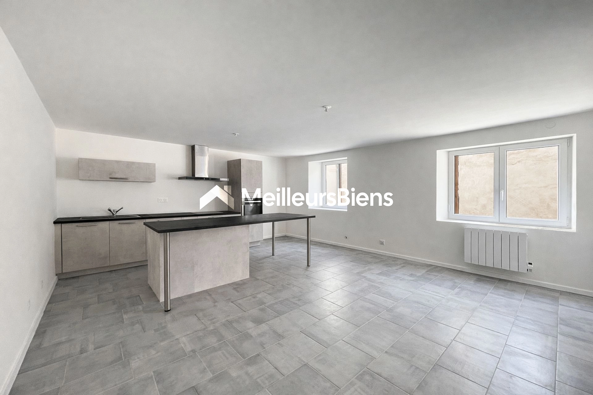 SPECIAL INVESTISSEUR ! Appartement T4 rénové de 80 m² en rez-de-terrasse à Delle