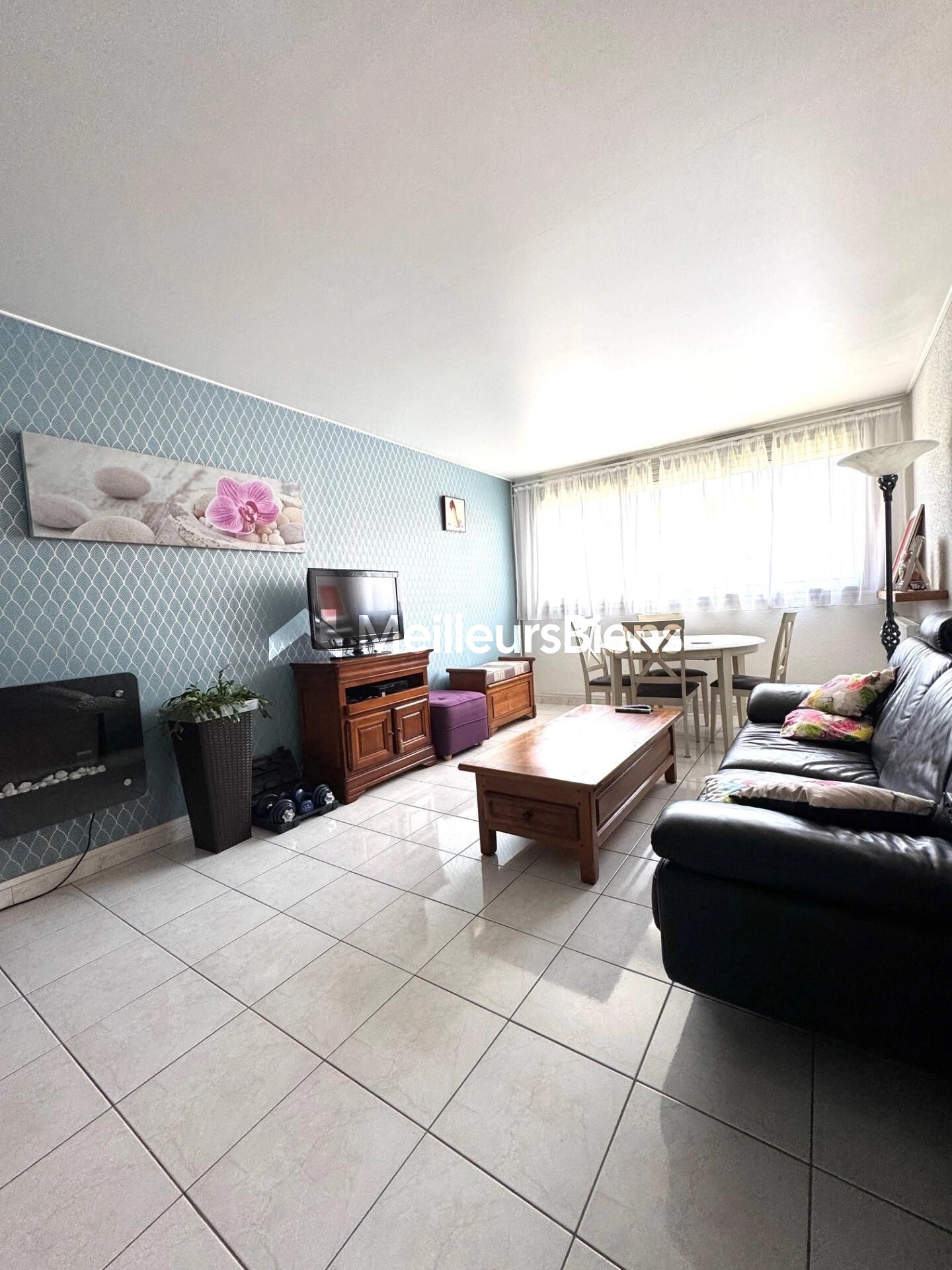 Gagny Appartement F3 Dernier étage + Pkg!