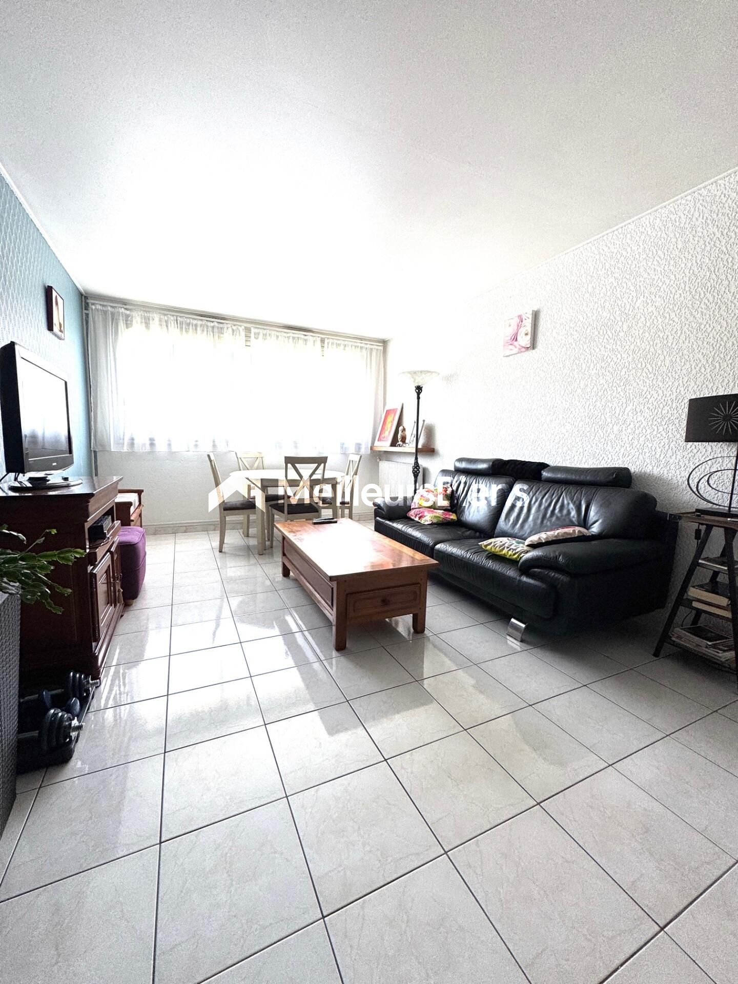 Gagny Appartement F3 Dernier étage + Pkg!