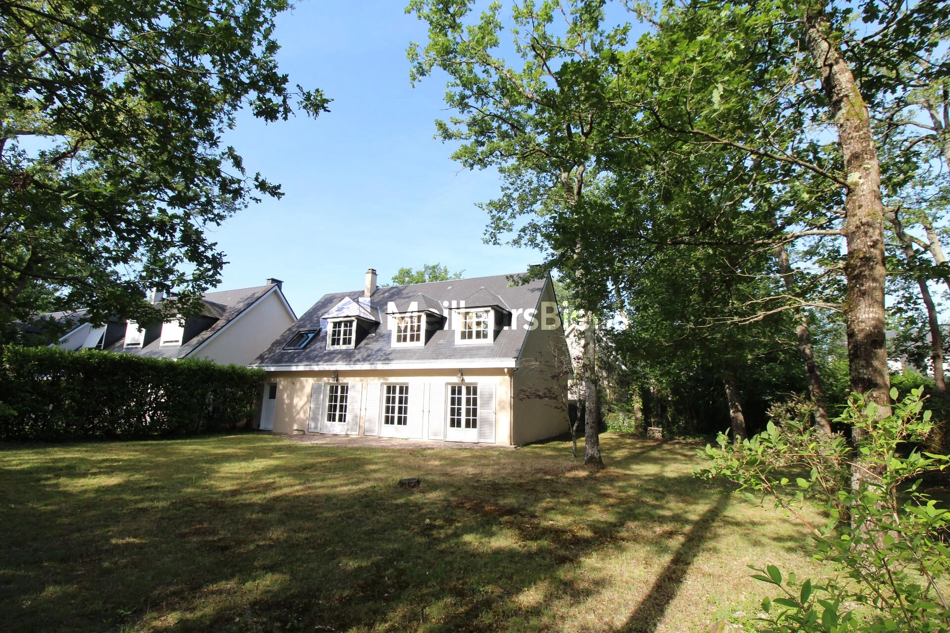 Maison 143 m² Orléans Sud, 6 pièces, 4 chambres sur 840 m²