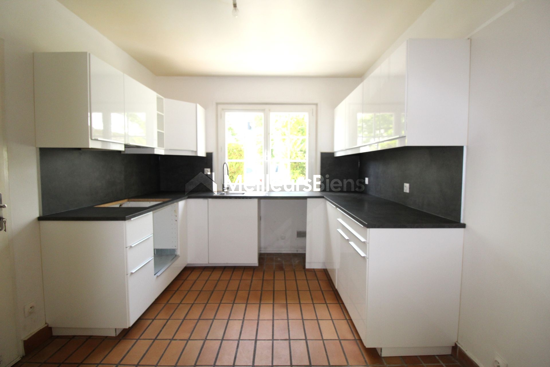 Maison 143 m² Orléans Sud, 6 pièces, 4 chambres sur 840 m²