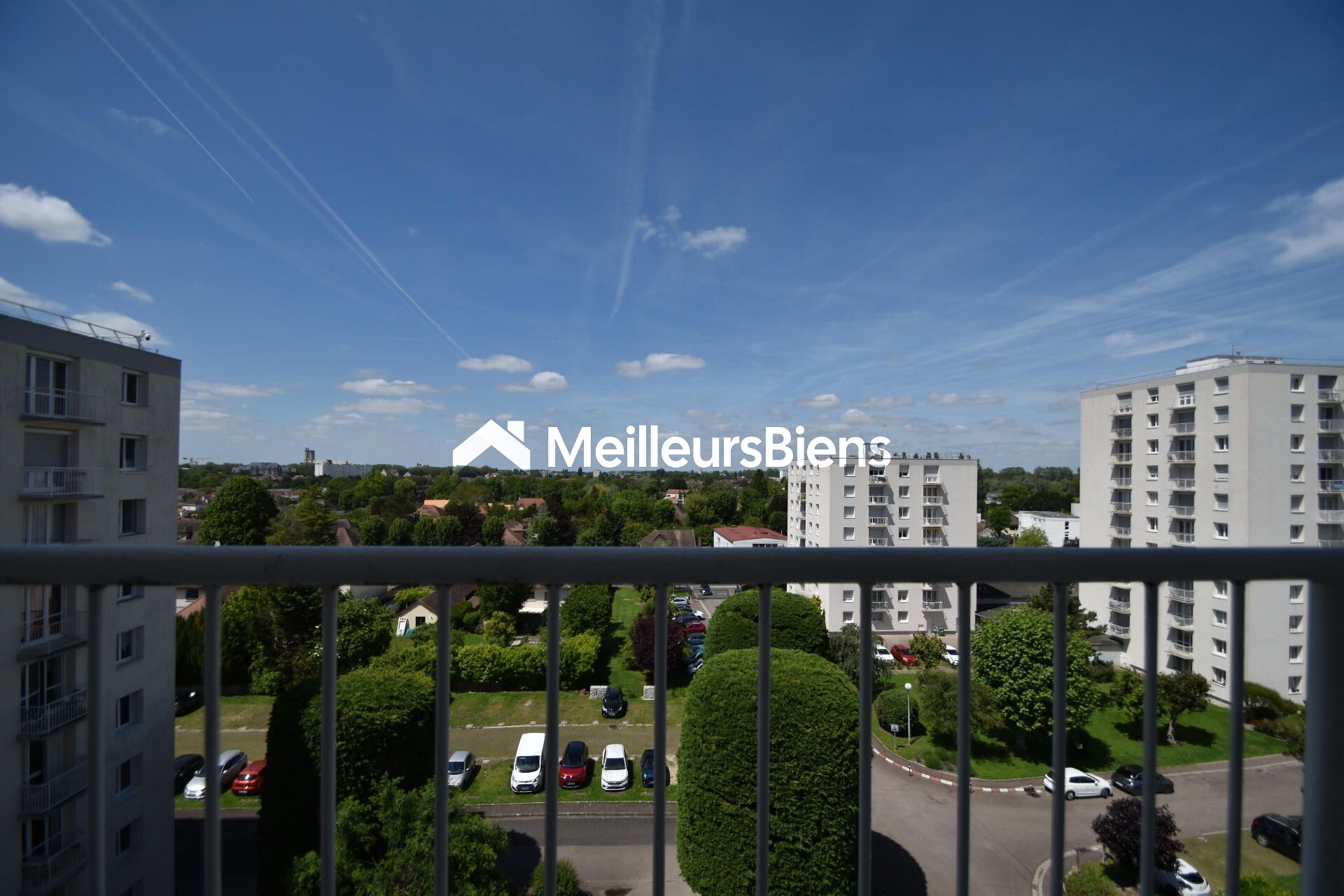 Troyes 10000 : 2 pièces lumineux au 7e étage, 48,3 m²