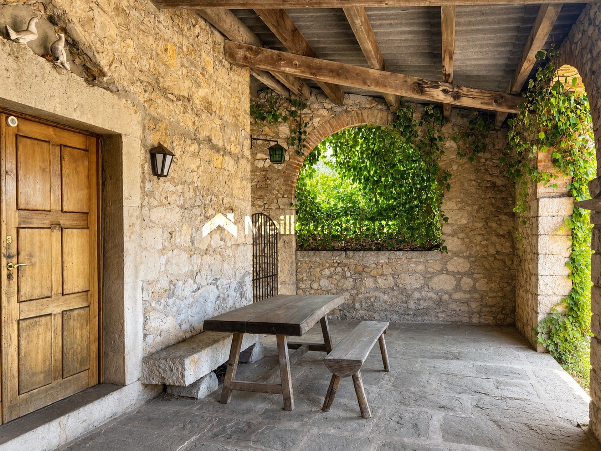 Exclusivité - Sud Ardèche - 07460 - Maison indépendante en pierres 100 m2 – 3 chambres, jardin intimiste et terrasse couverte