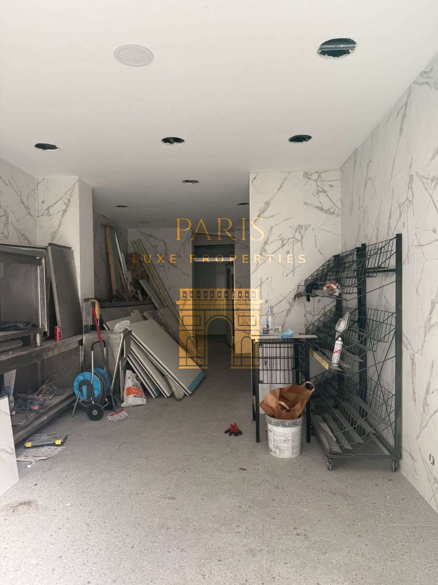 Paris 15 Local Commercial Rue Blomet 64m2