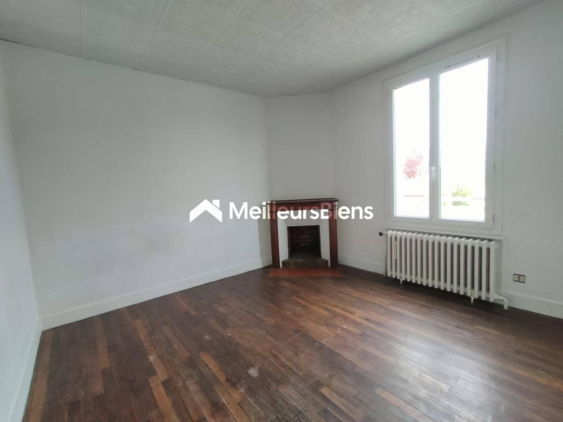 Maison de campagne avec sous-sol total et jardin – Theillay (41300)