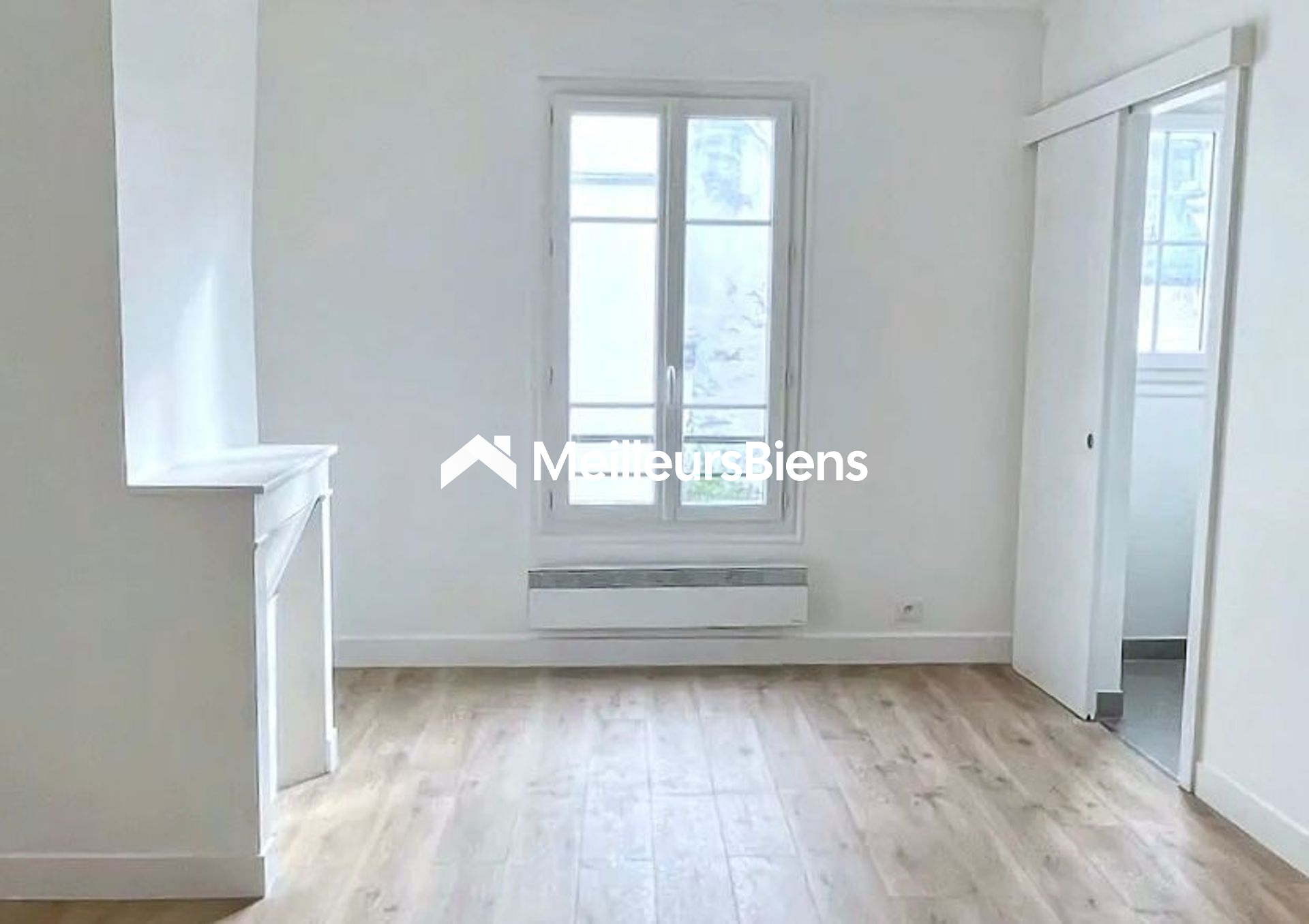 GRAND STUDIO - QUARTIER MOUFFETARD - CALME ABSOLU ET LUMINEUX