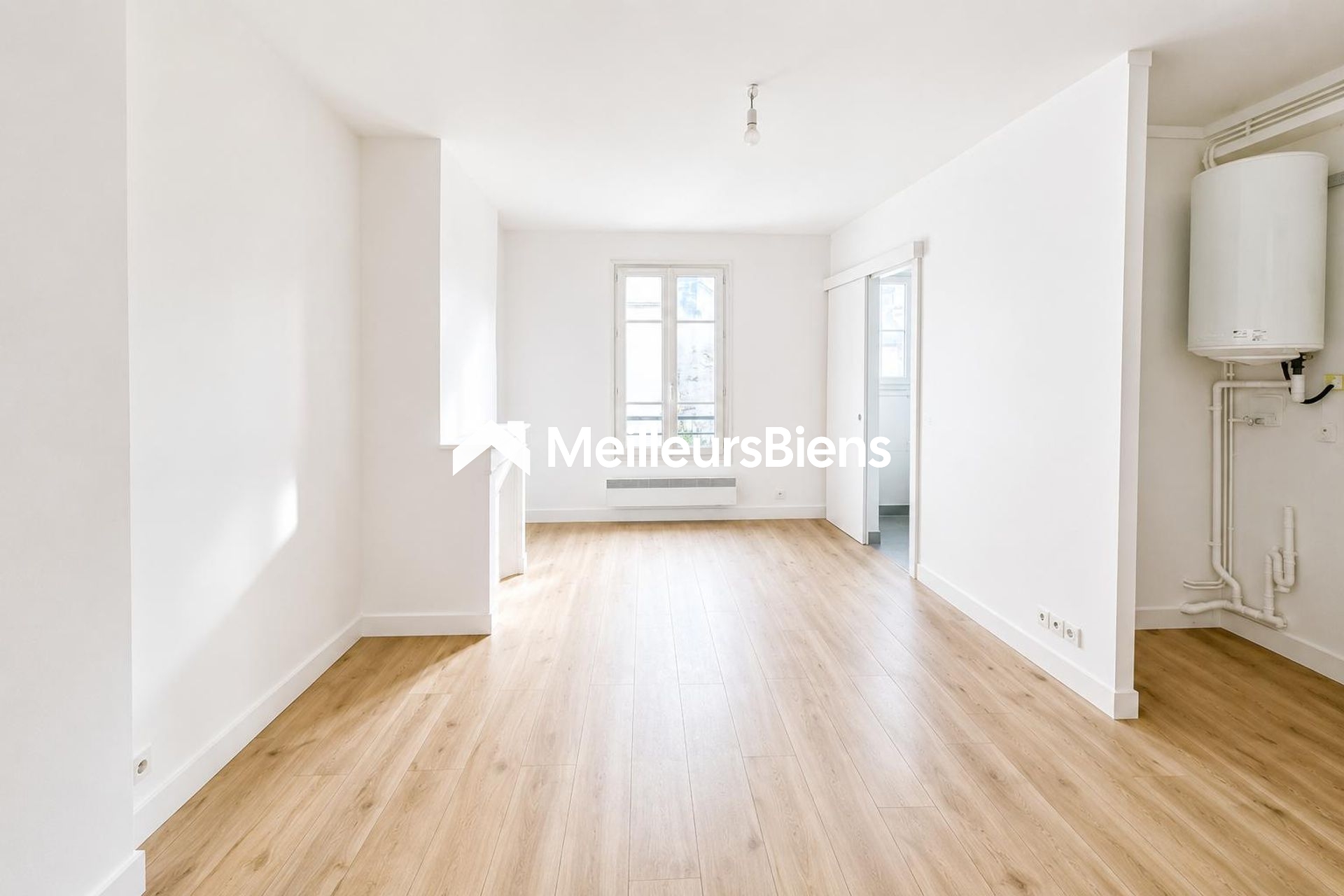 GRAND STUDIO - QUARTIER MOUFFETARD - CALME ABSOLU ET LUMINEUX