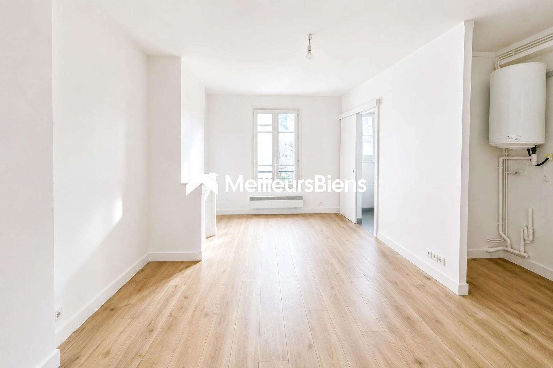 GRAND STUDIO - QUARTIER MOUFFETARD - CALME ABSOLU ET LUMINEUX