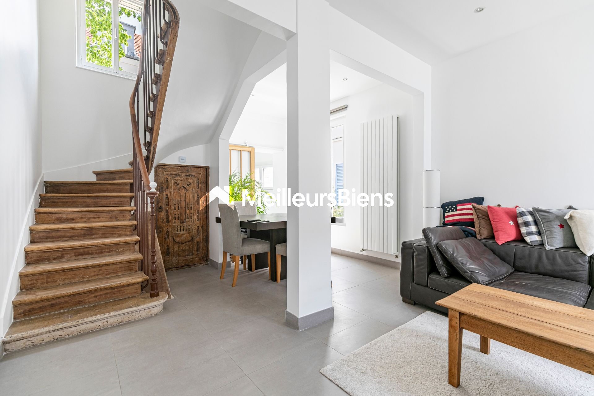 RUEIL-MALMAISON - COEUR DE VILLE - MAISON 78 M² - REFAITE A NEUF - 2 CHAMBRES - SOUS-SOL - PARKING EN LOCATION -