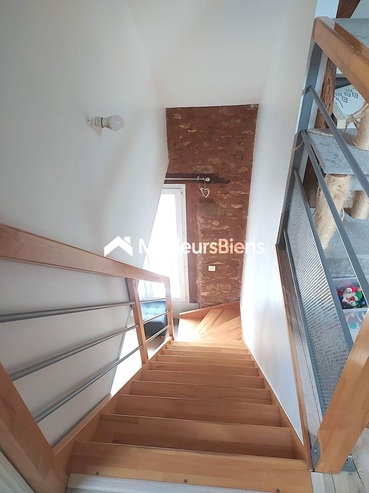 Gazeran centre 3 chambres 66 m² avec cave et stationnement