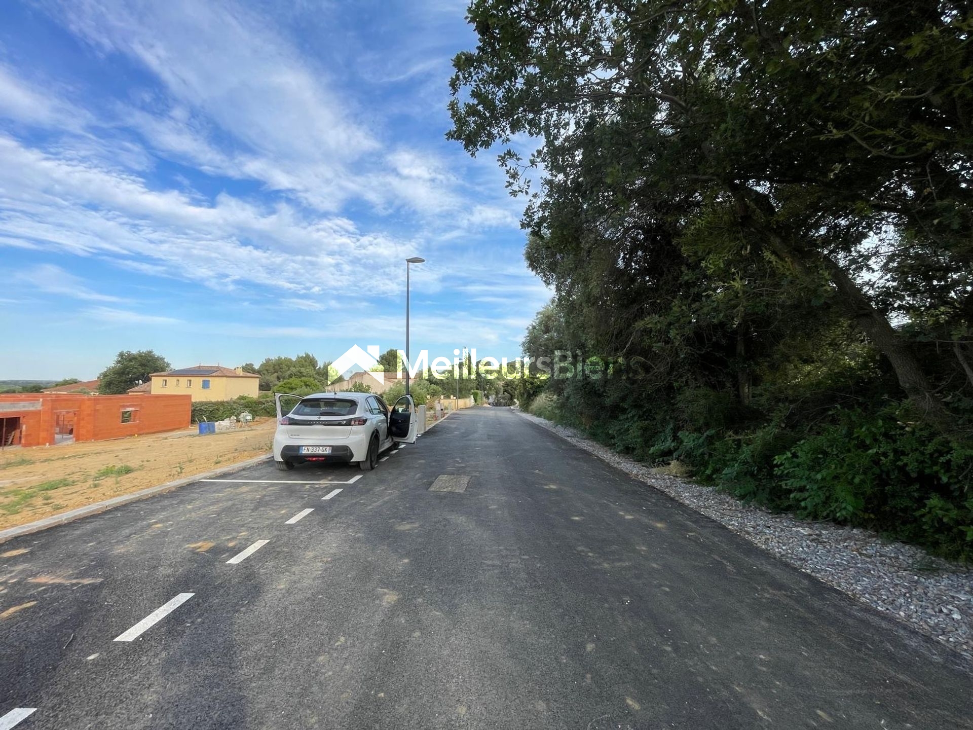 Terrain viabilisé de 564 m² à Espondeilhan, prêt à construire !