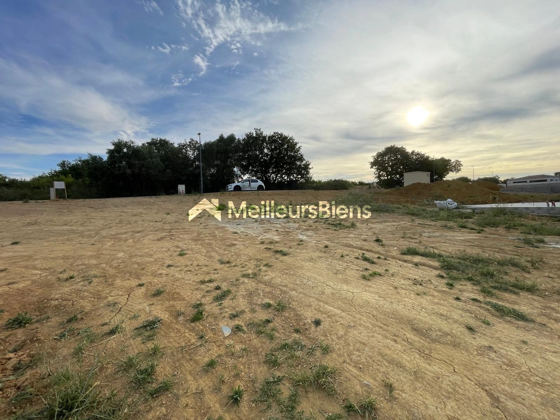 Terrain viabilisé de 538 m² à Espondeilhan, prêt à construire