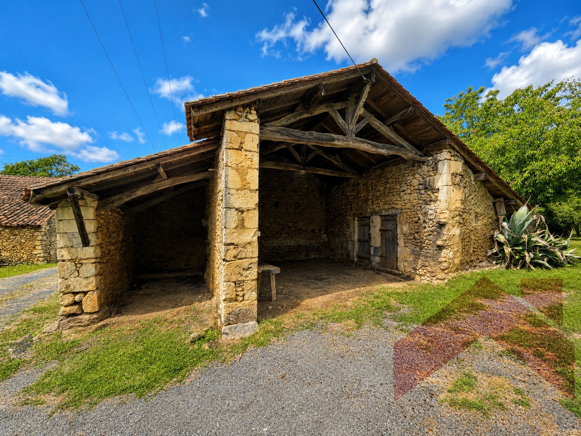 Maison 5 pièces 130 m² à Jaure, vaste terrain de 4355 m²