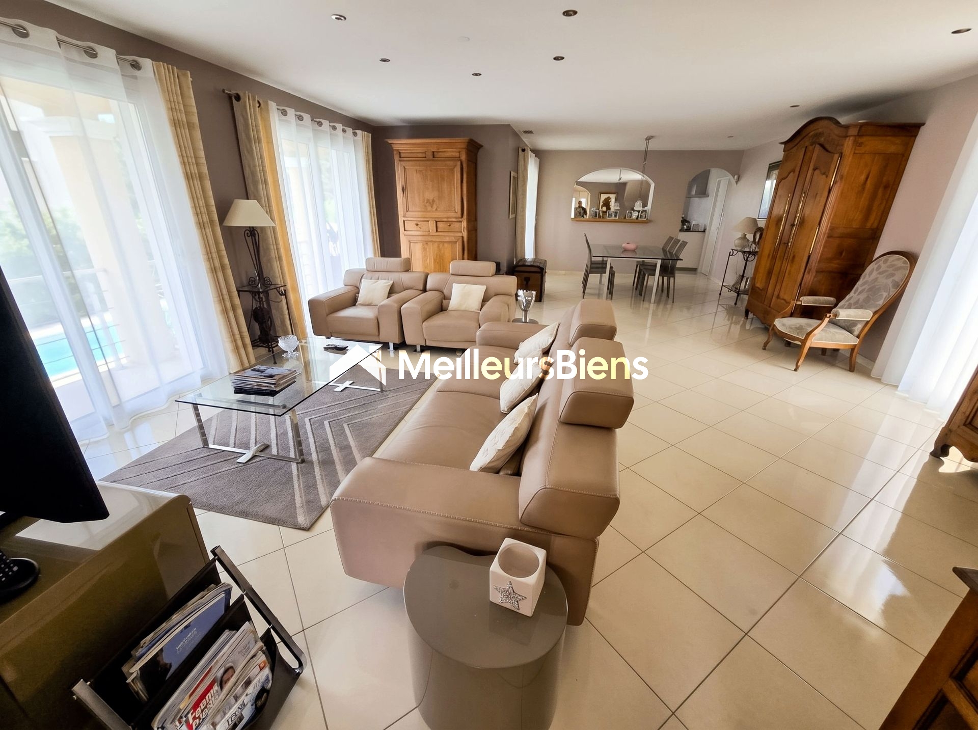 Narbonne 11100 villa familiale de caractère de 185 m², 4 chambres et garage aménagé sur 810 m²