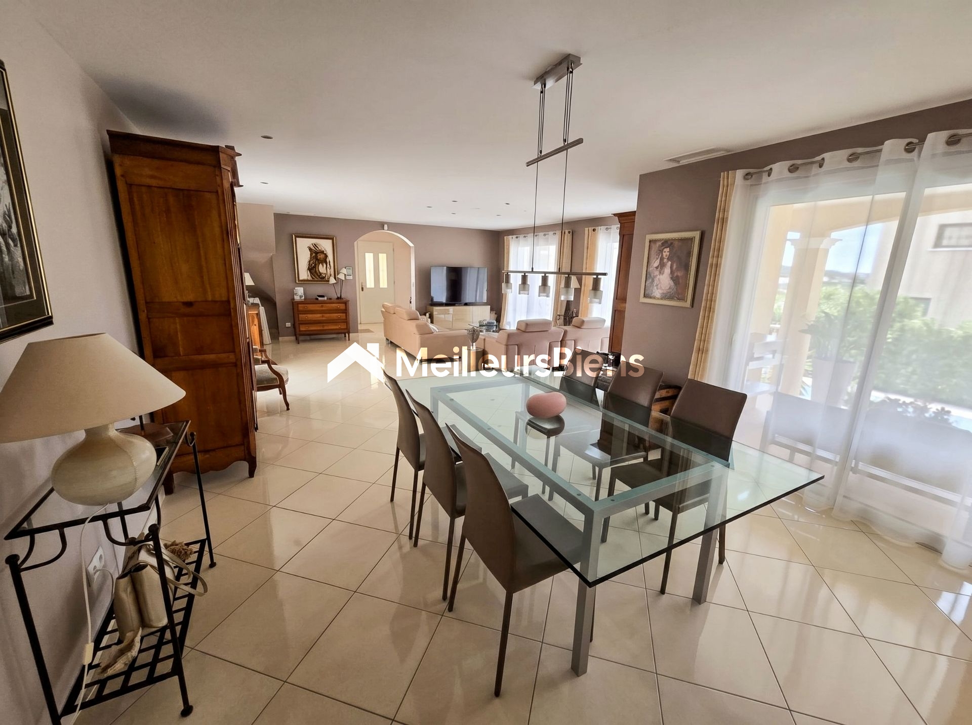 Narbonne 11100 villa familiale de caractère de 185 m², 4 chambres et garage aménagé sur 810 m²