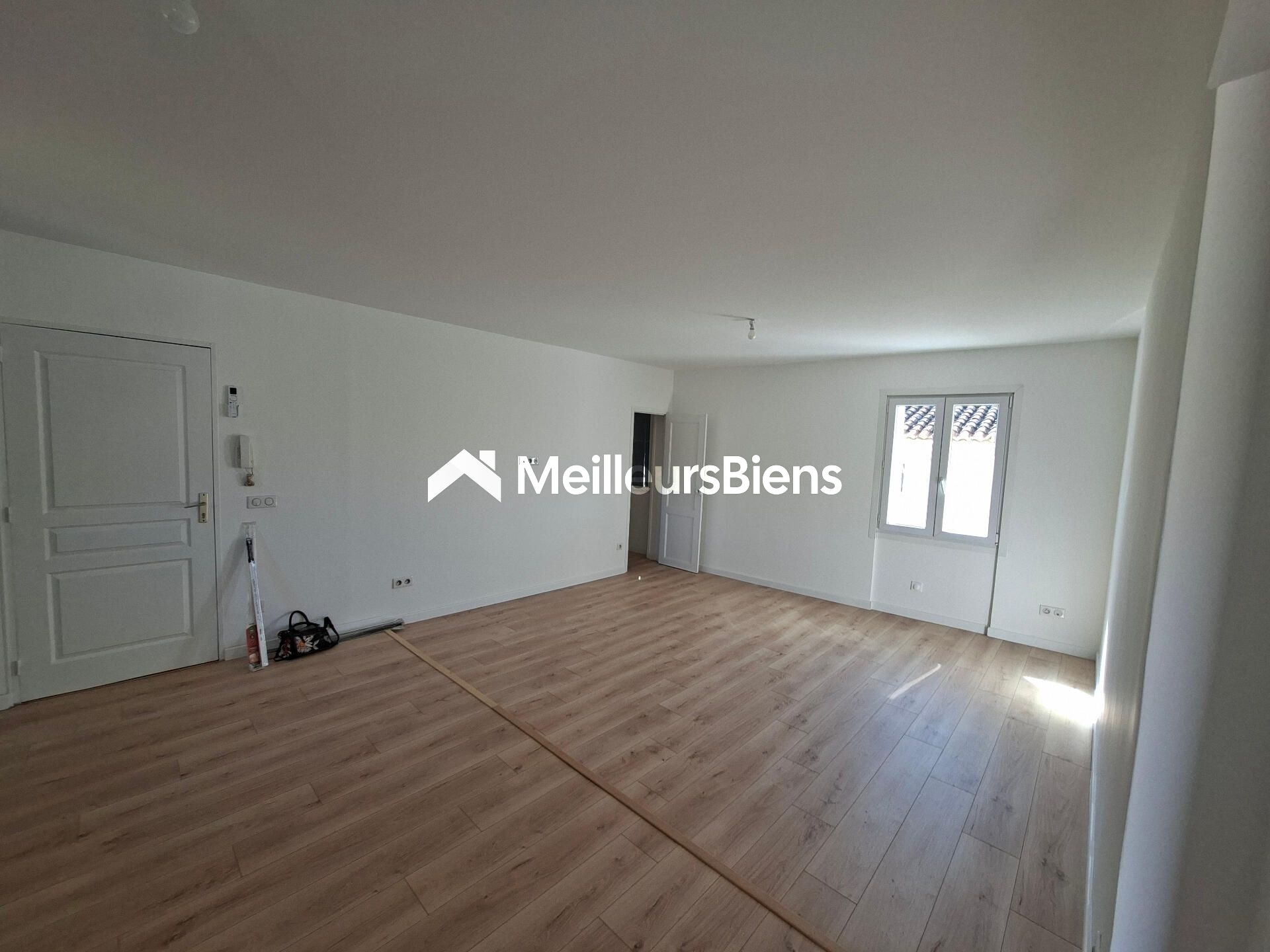 NOUVEAUTÉ À LA VENTE – T3 RÉNOVÉ AVEC TERRASSE AU CALME