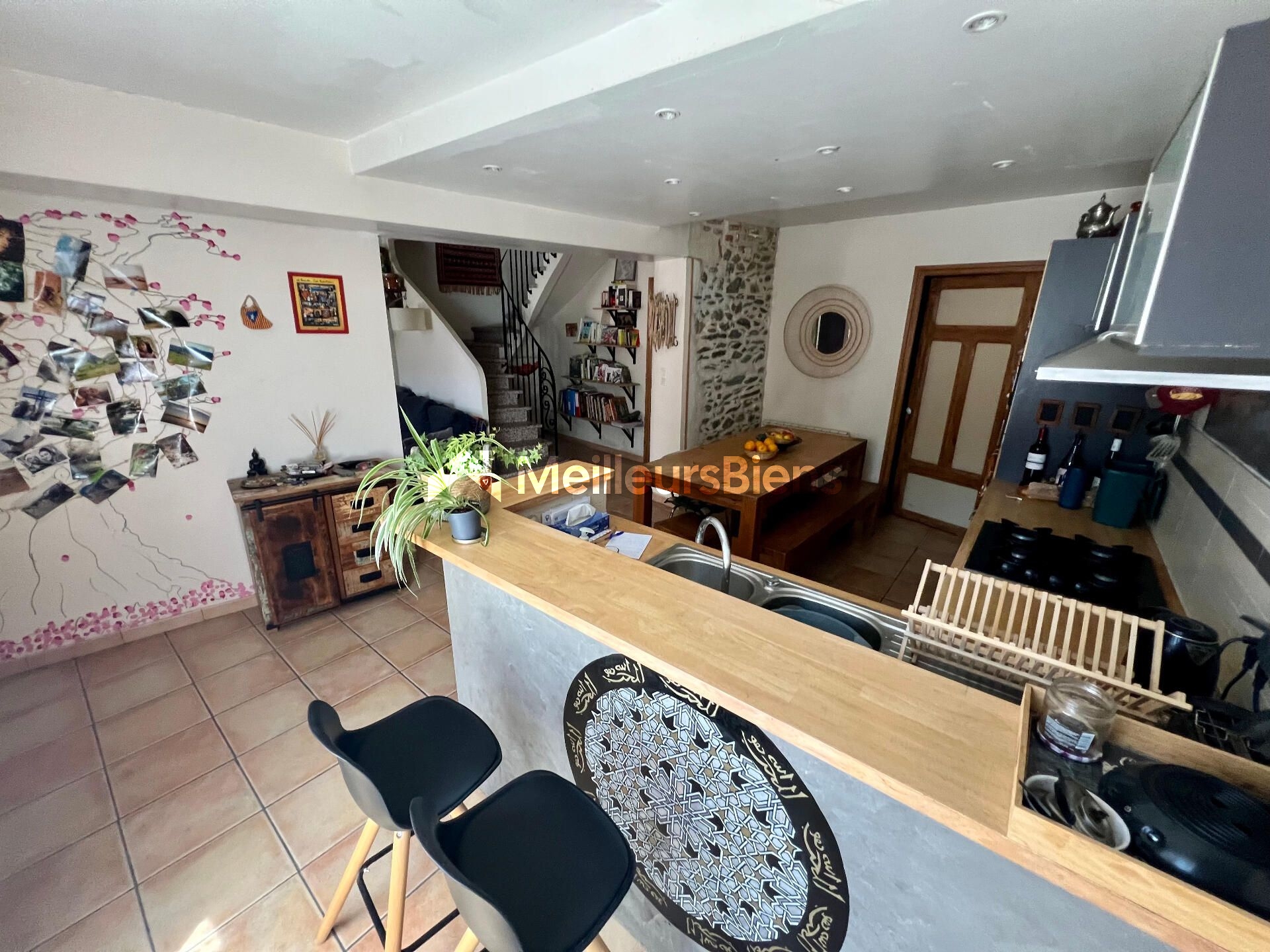 Maison de village de type T4/T5 155 m2, avec petite cour extérieure