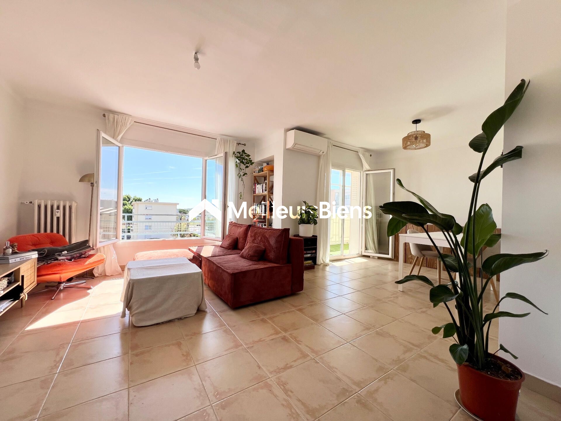 La Garde centre : Appartement T3 71 m² avec terrasse et stationnement