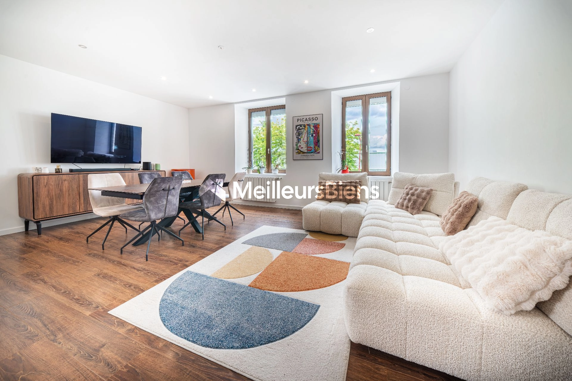 Appartement rénové 120m² 3 chambres garage