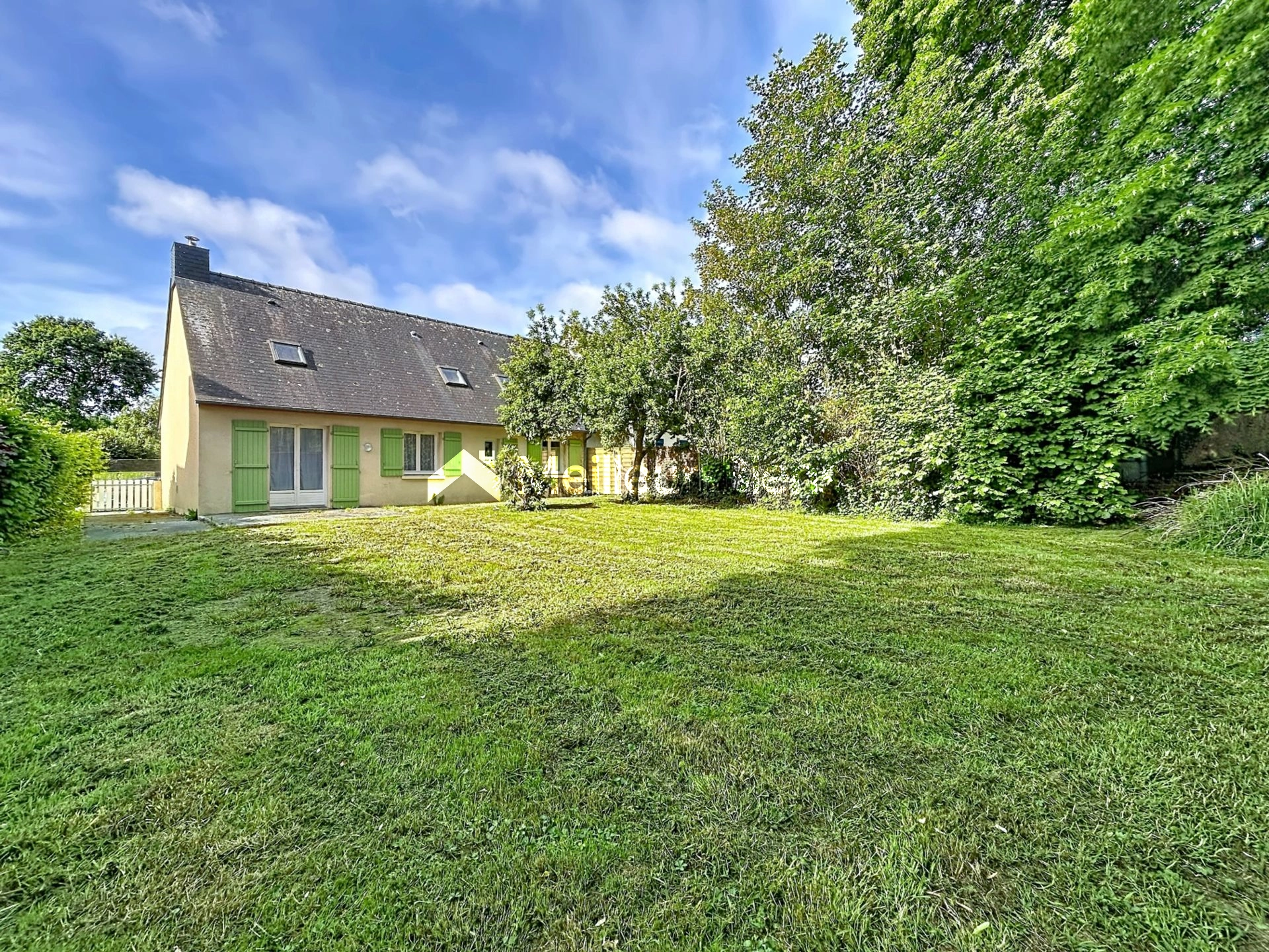 Maison familiale 6 pièces sur 475 m² à Chavagne proche Rennes