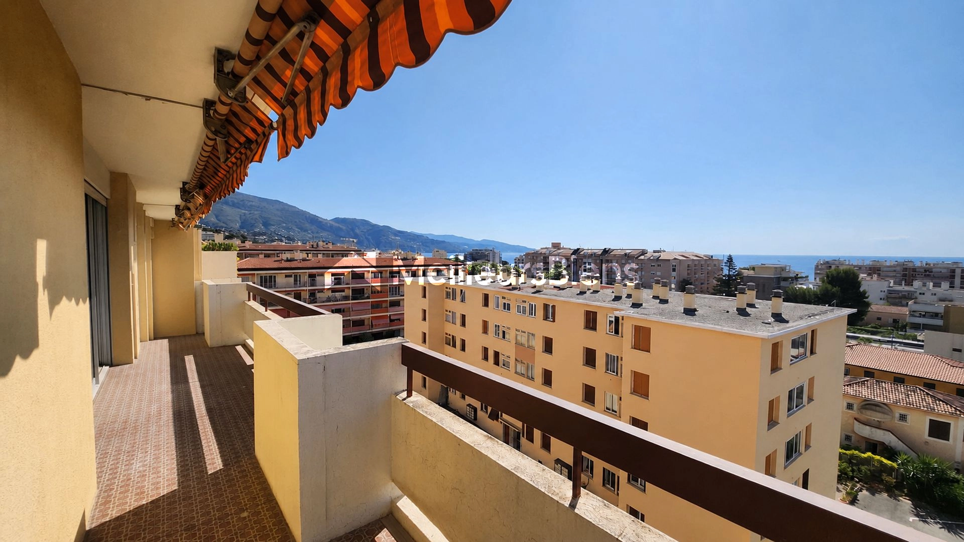 Grand 4 pièces avec 2 terrasses, vue mer garage et cave