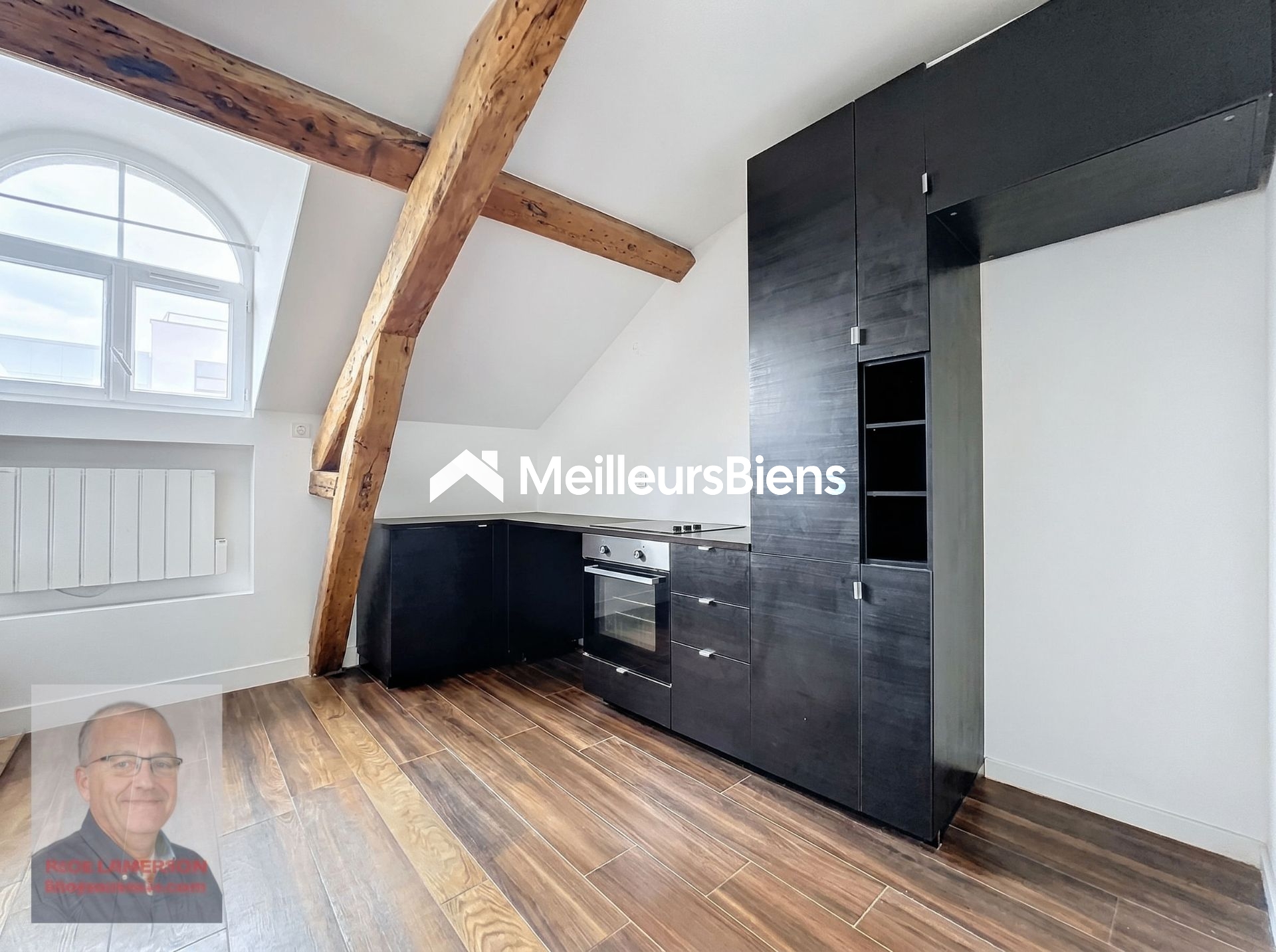 APPARTEMENT 2 PIÈCES RUE PAGÈS