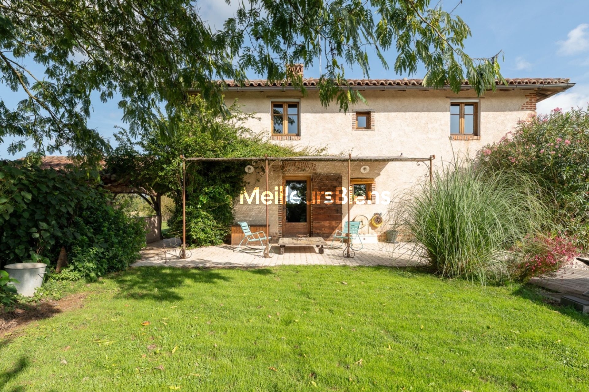 Maison bressane 327m² à Sulignat, terrain 4863m²