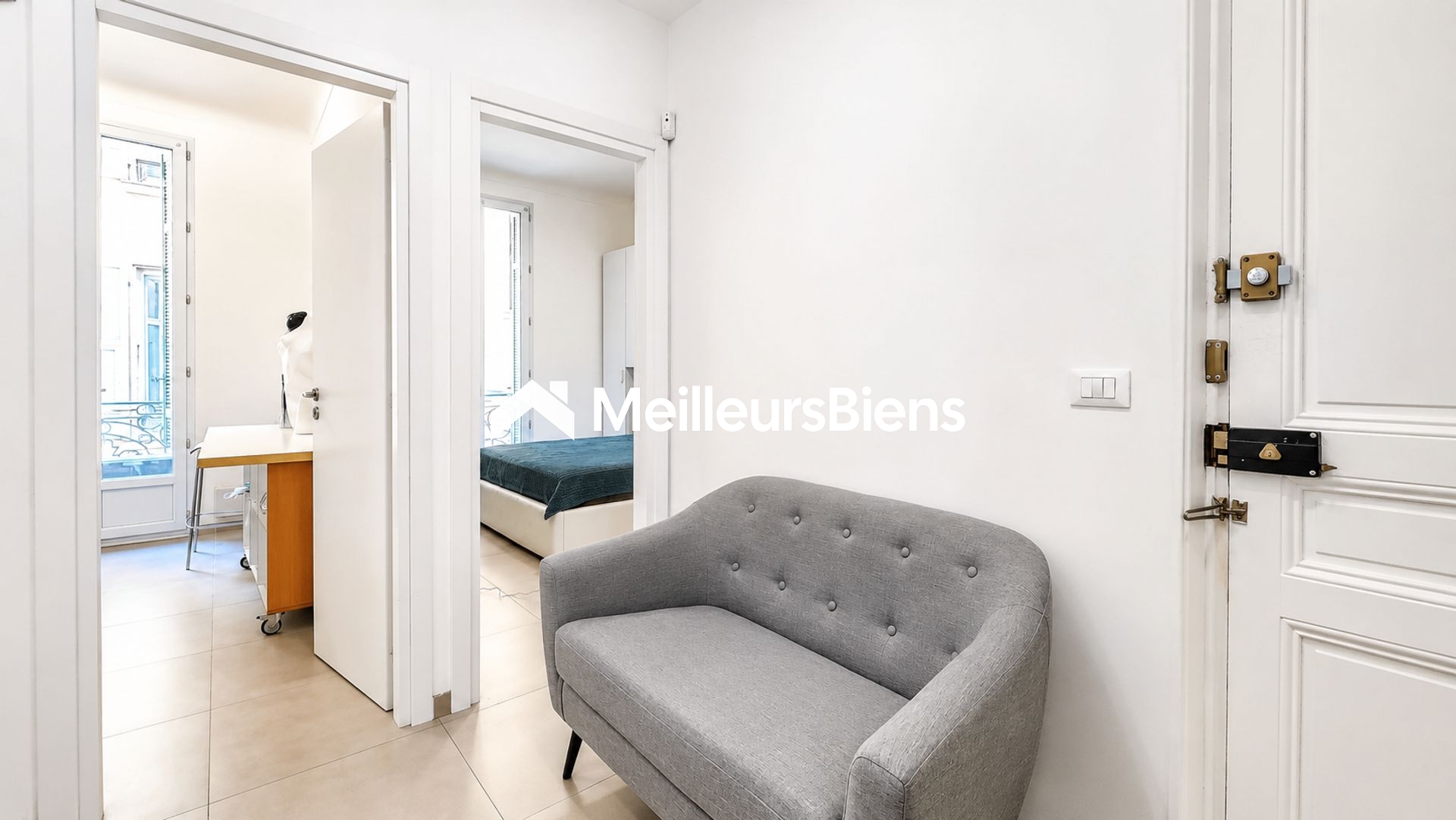 À louer – Beau 2 pièces rénové en plein centre de Beausoleil