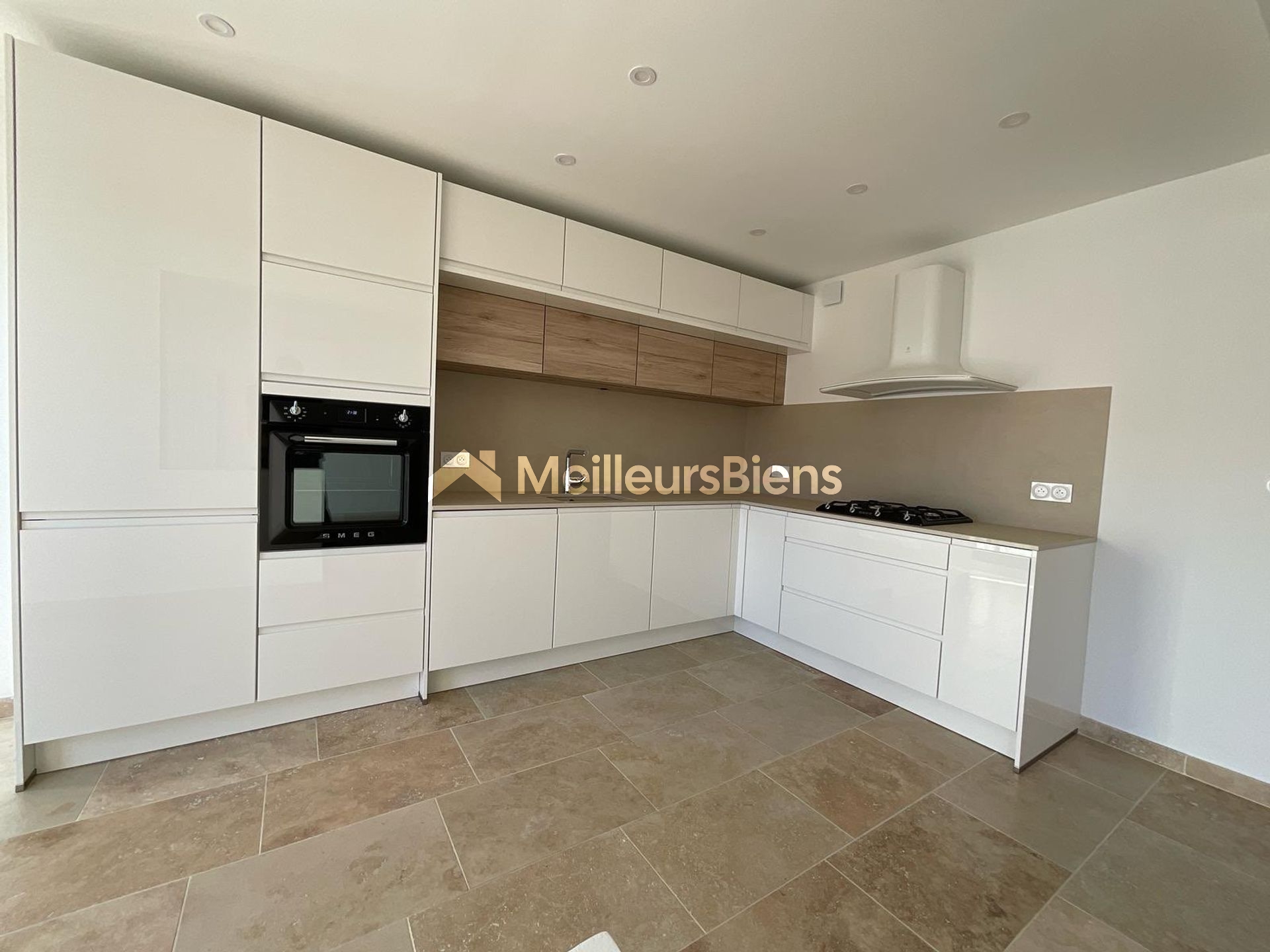 Appartement lumineux de 85 m² avec 3 chambres à vendre à Sète 34200