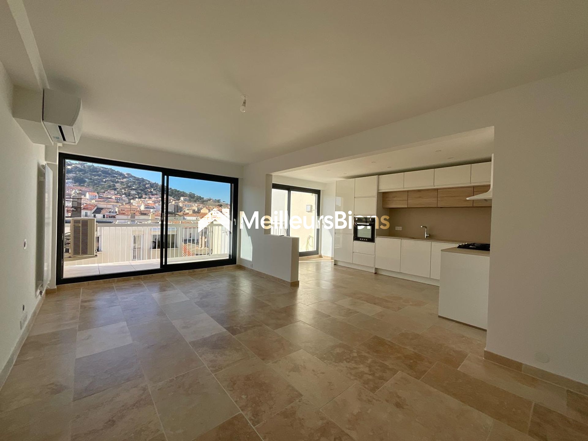 Appartement lumineux de 85 m² avec 3 chambres à vendre à Sète 34200