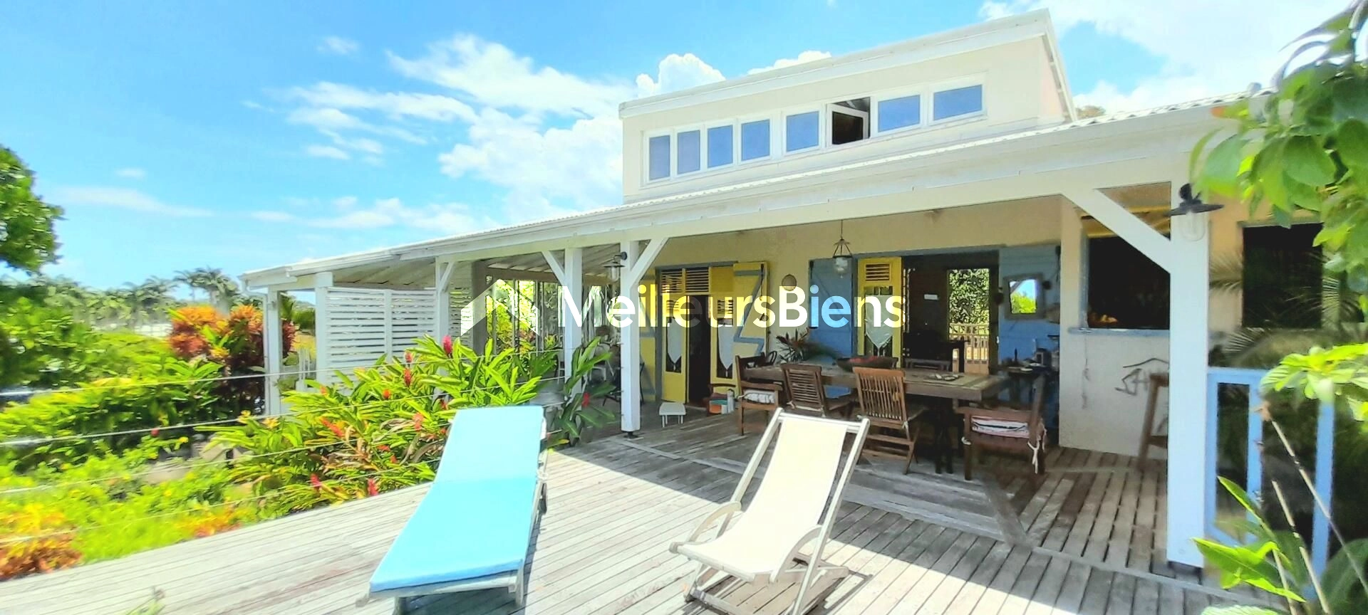 Villa 4 chambres, bureau, piscine et vaste jardin