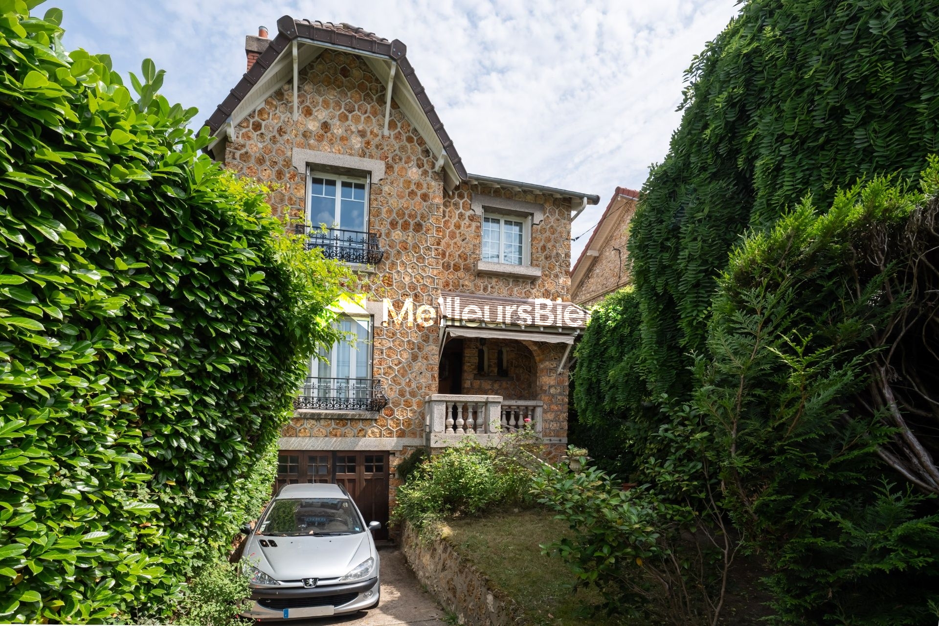Magnifique Meulière proche gare dans une des plus belle rue de Cormeilles-en-Parisis