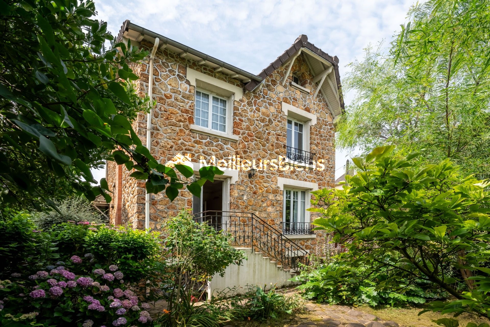 Magnifique Meulière proche gare dans une des plus belle rue de Cormeilles-en-Parisis