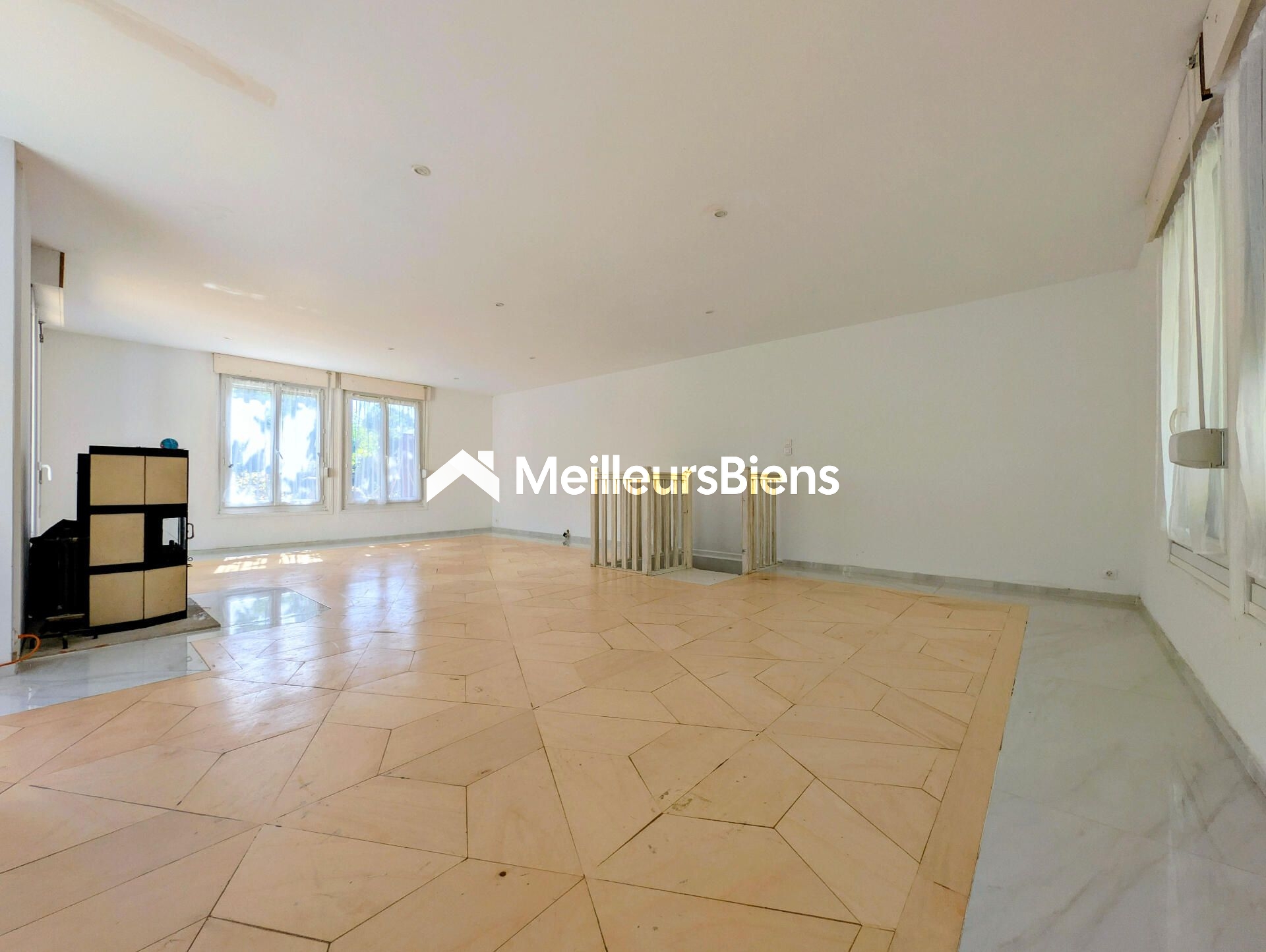 Maison 145 m² à Jouy-Mauvoisin 4 chambres sur terrain divisible de 1090 m²