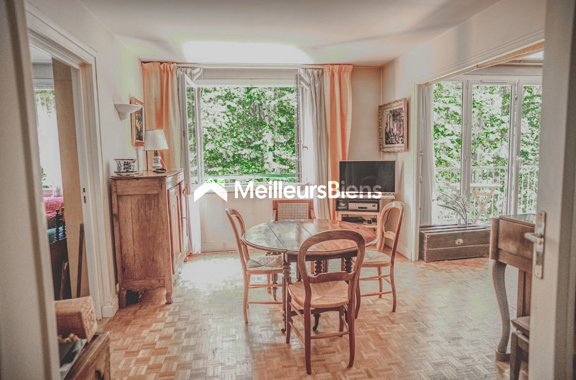 Rare : 4 pièces lumineux avec balcon, vue sur jardin et studio indépendant.