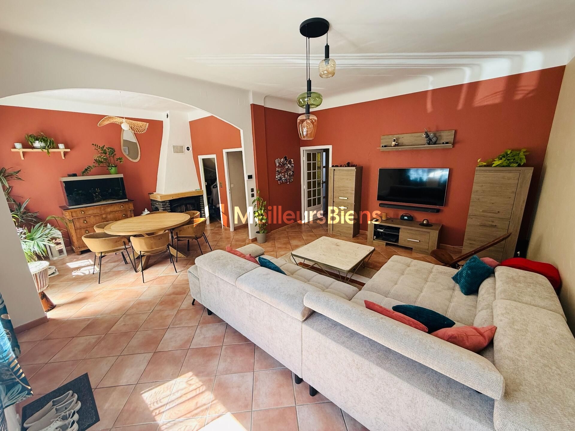 Maison familiale 135 m² avec 4 chambres à Villeneuve-la-Rivière