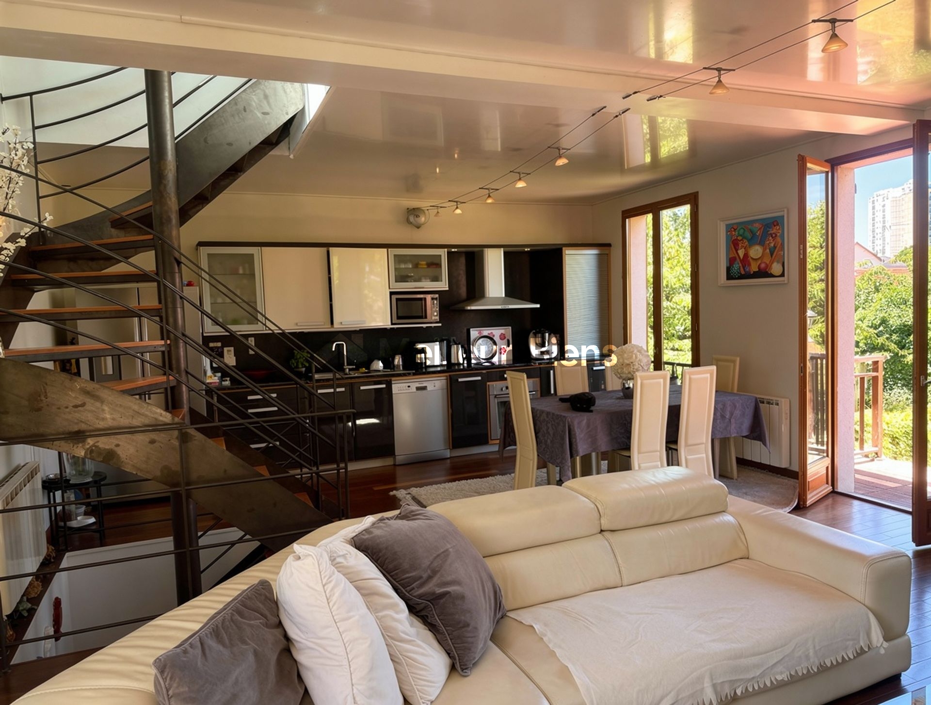 Maison à Chatou avec suite parentale, 4 chambres et jardin de 515 m²