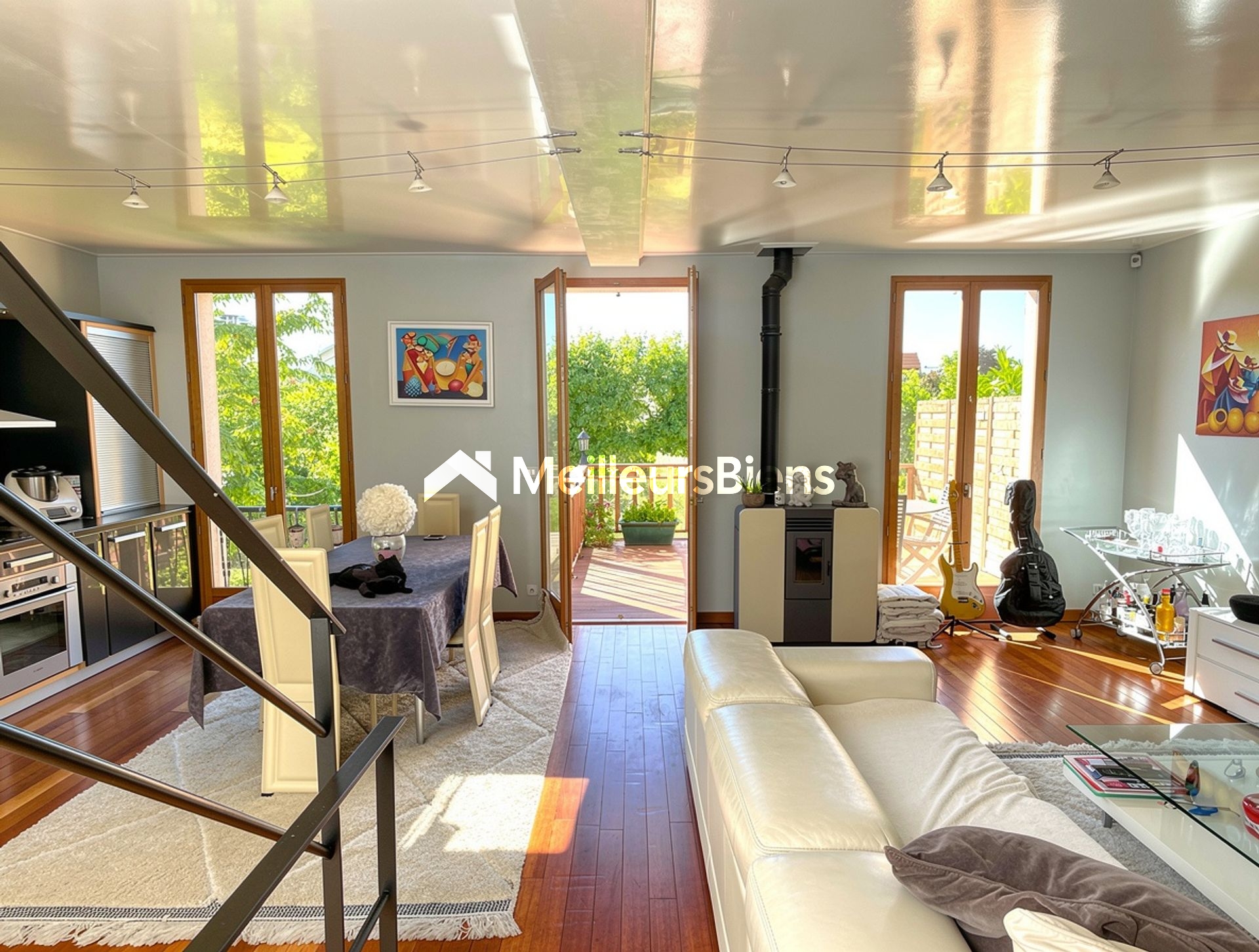 Maison à Chatou avec suite parentale, 4 chambres et jardin de 515 m²