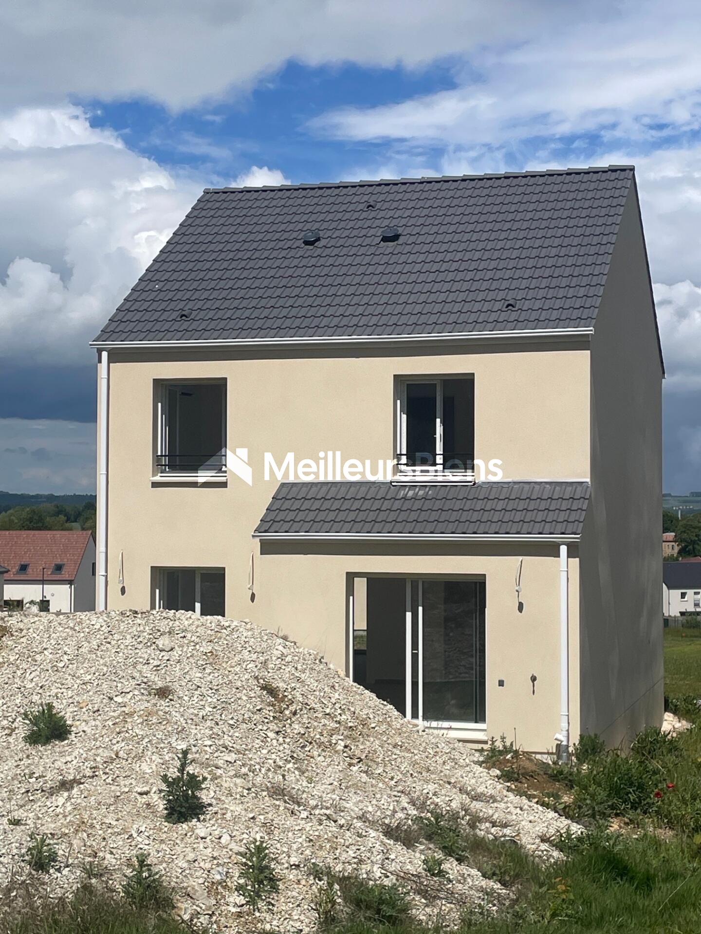 Auneuil 60390 maison 6 pièces de 107 m² sur terrain de 804 m²