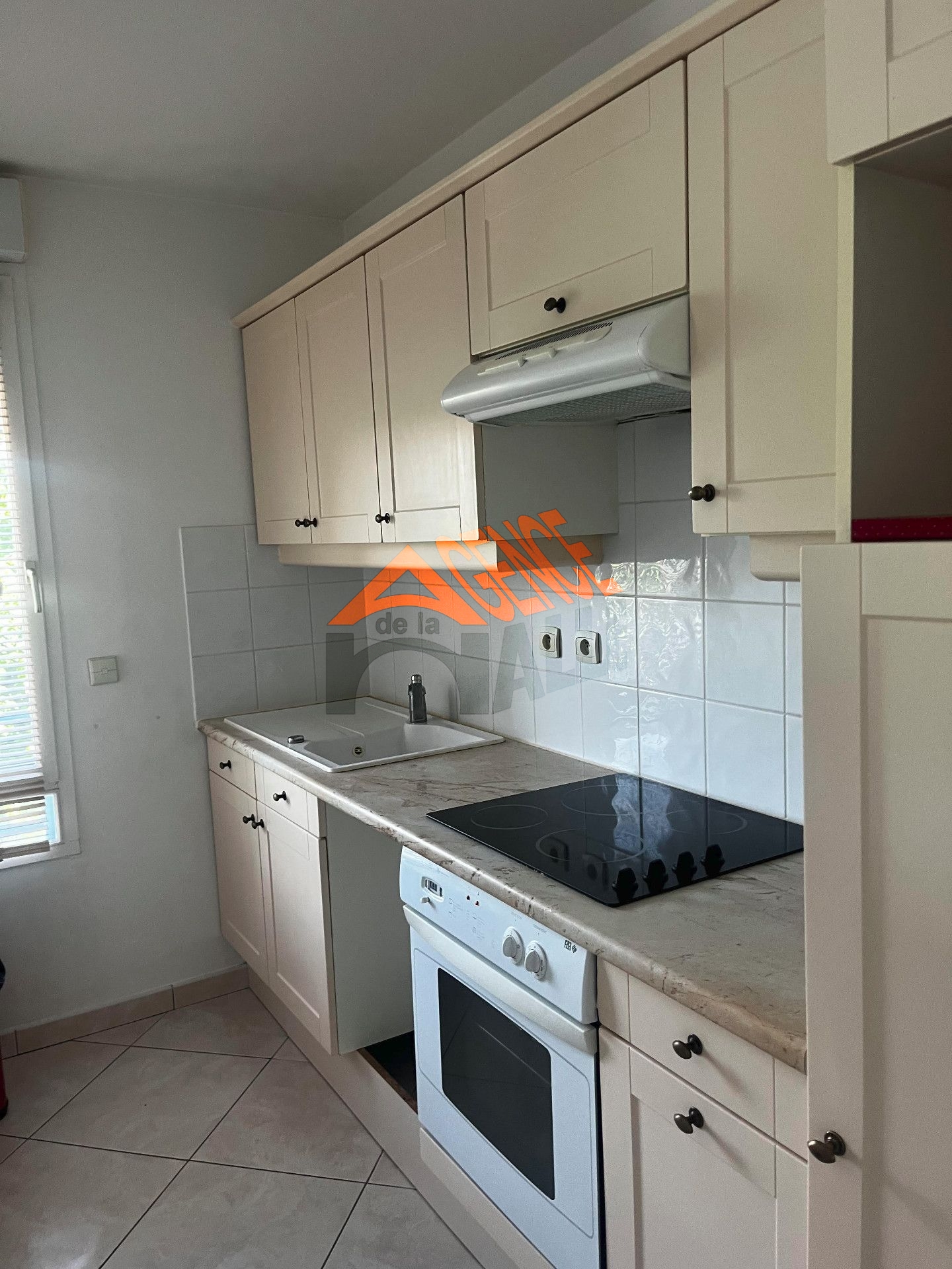 Superbe appartement de type F2 d'une superficie de 52,19m² avec Balcon, Box et Cave