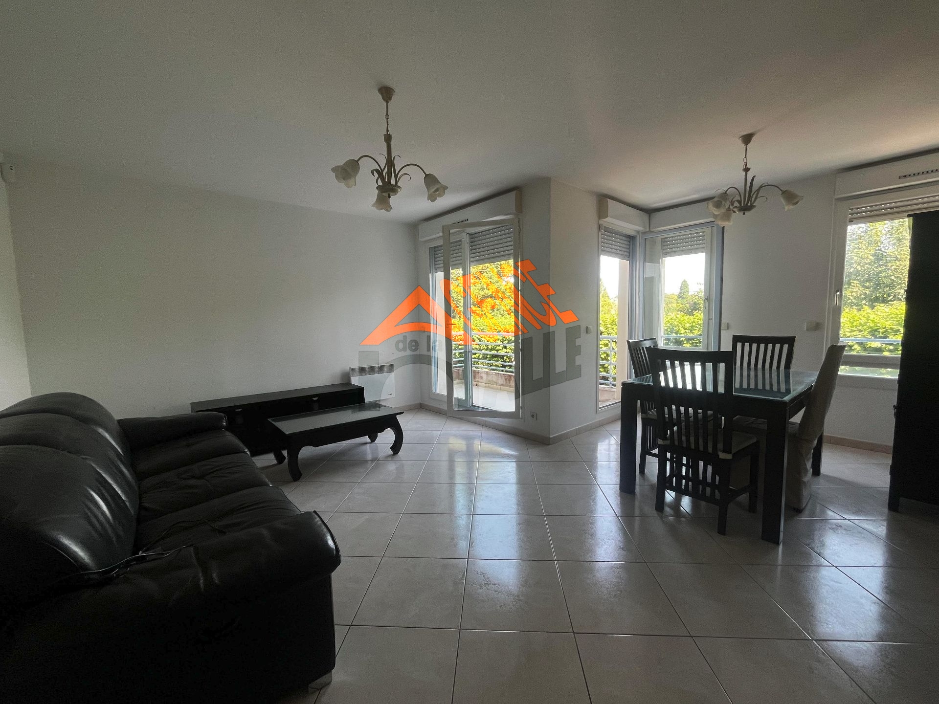 Superbe appartement de type F2 d'une superficie de 52,19m² avec Balcon, Box et Cave