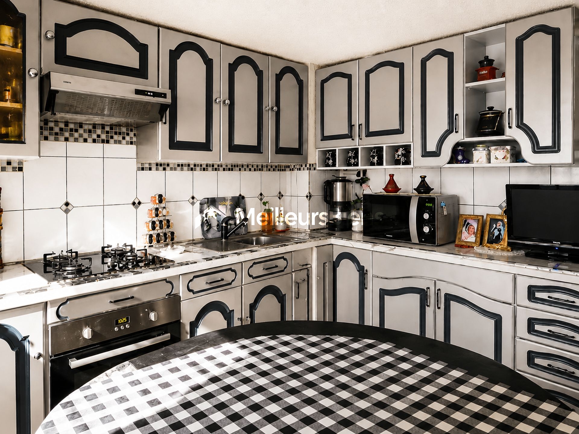 Maison 3 chambres avec garage, véranda et jardin à Lens