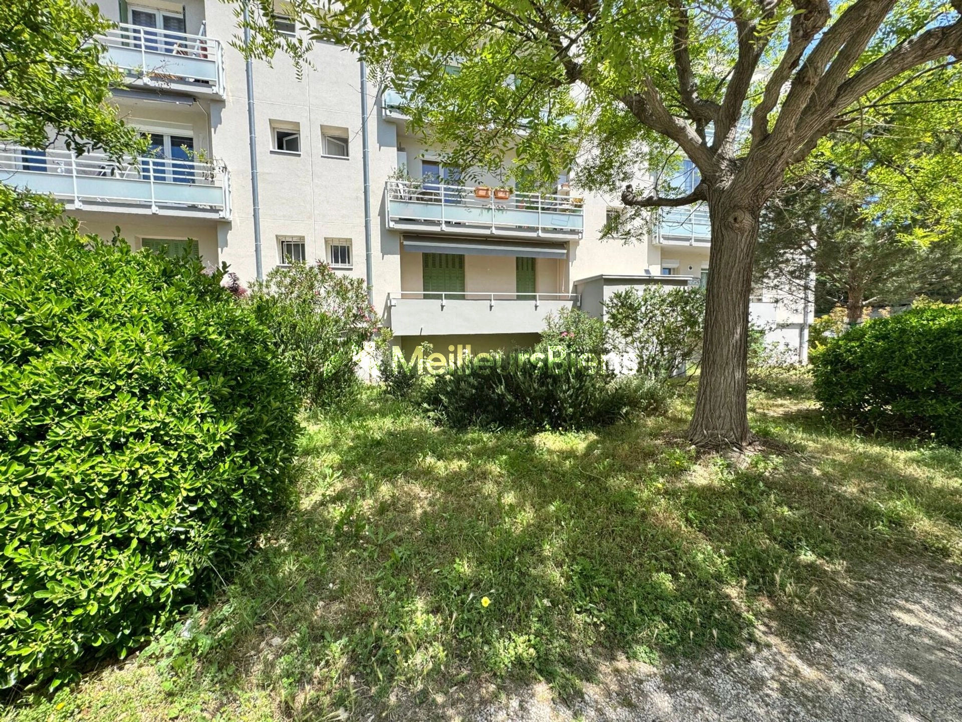 13008 Sainte Anne T3 de  51,71 m2 avec balcon ds copro fermée