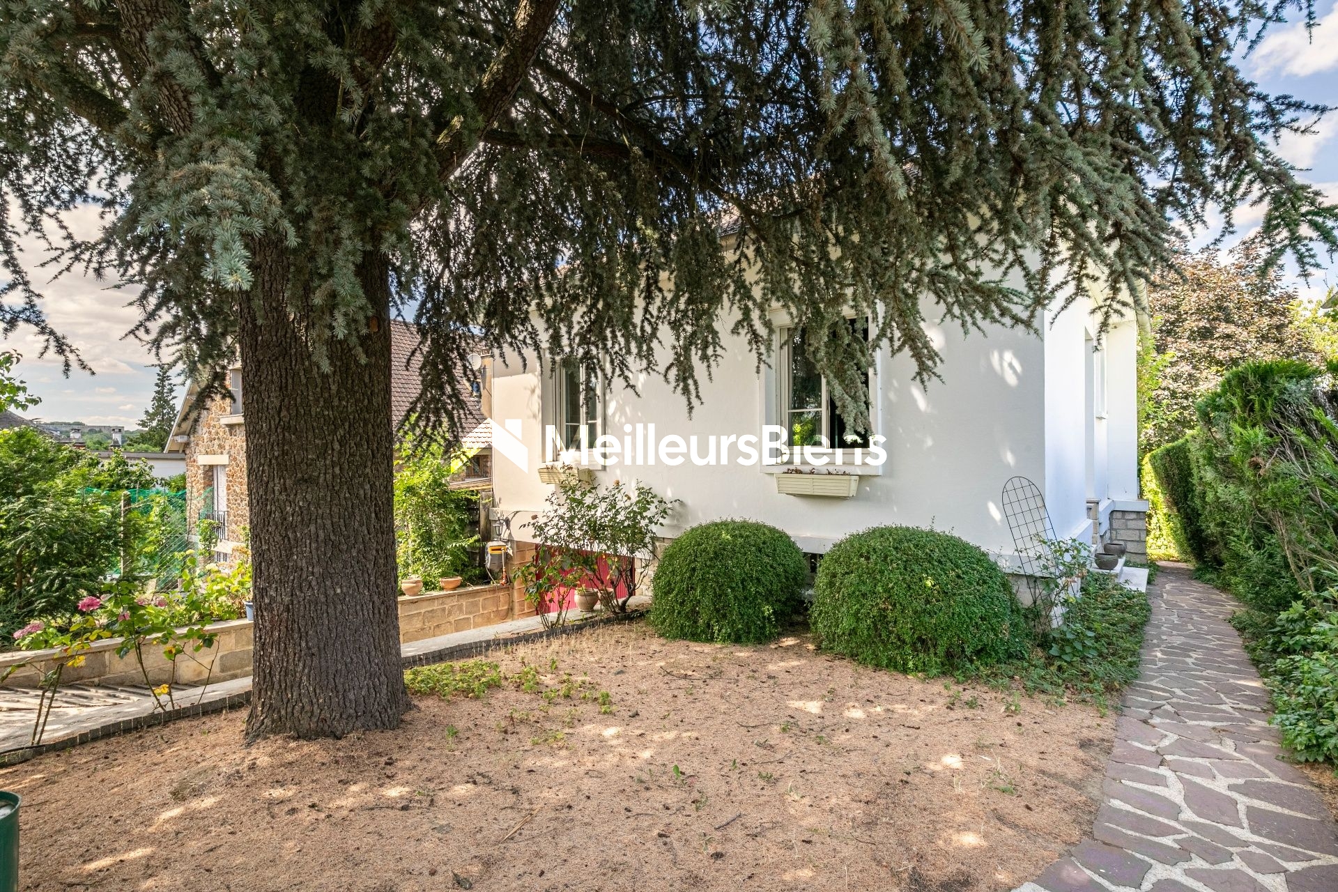 LOUVECIENNES - QUARTIER PLATEAU - MAISON 135 M² - 3 CHAMBRES - TERRAIN 440 M² - TERRASSE - GARAGE - PARKING -
