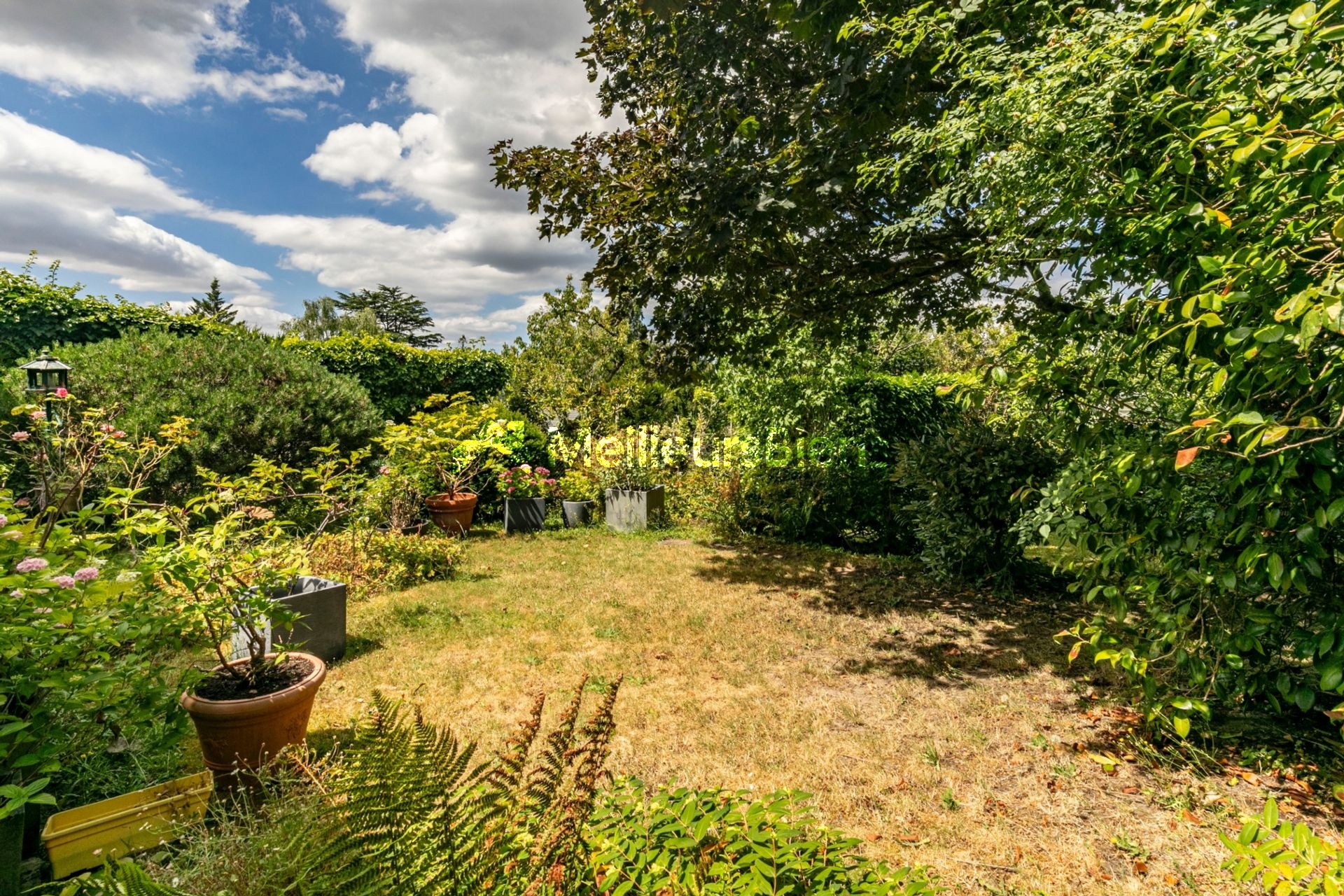 LOUVECIENNES - QUARTIER PLATEAU - MAISON 135 M² - 3 CHAMBRES - TERRAIN 440 M² - TERRASSE - GARAGE - PARKING -