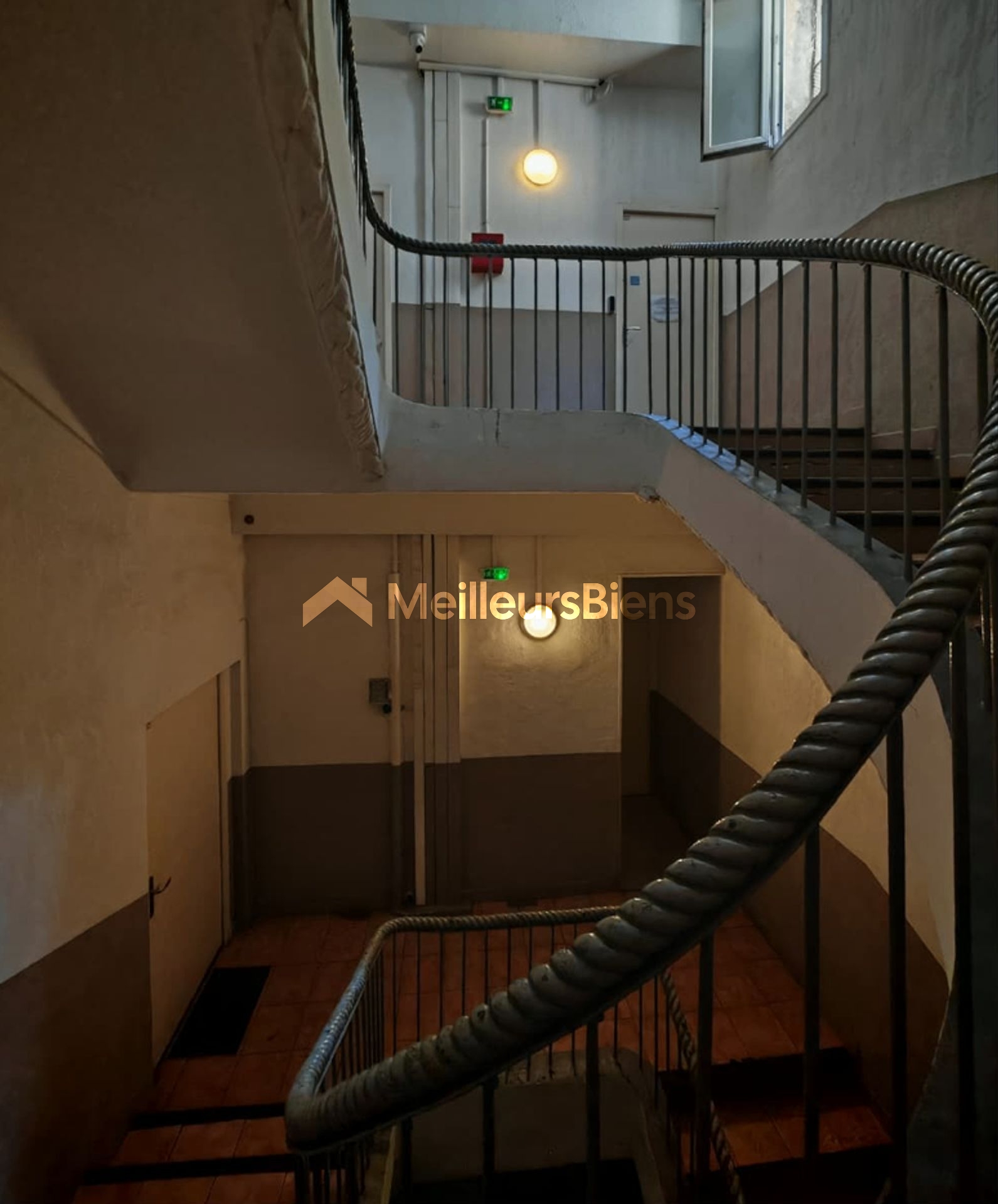 🏛️ OPPORTUNITÉ D'INVESTISSEMENT — IMMEUBLE DE RAPPORT HAUT RENDEMENT 83000 TOULON (Plein Centre)