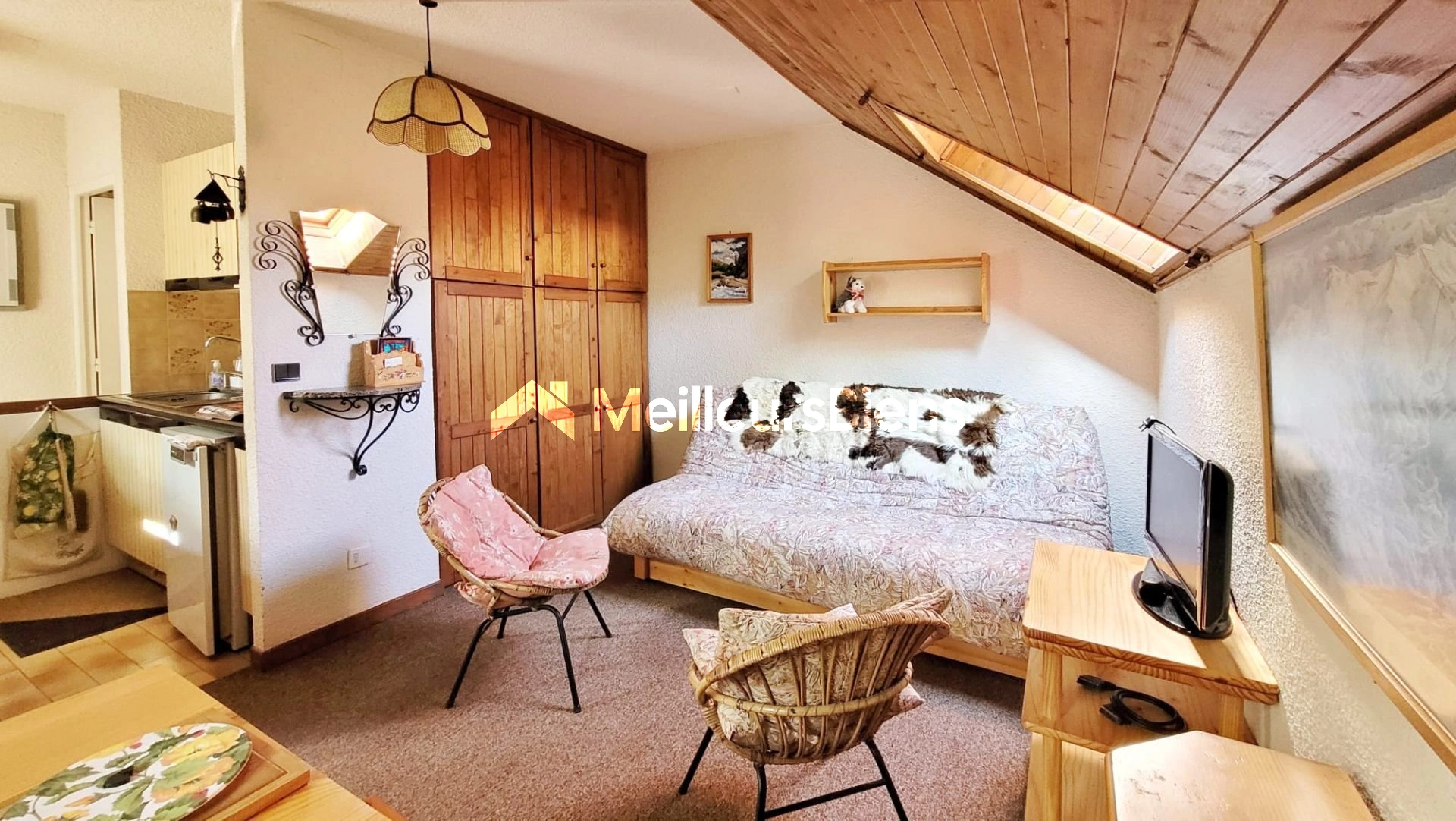 Studio aux Orres 20 m² avec balcon, cave et casier à skis